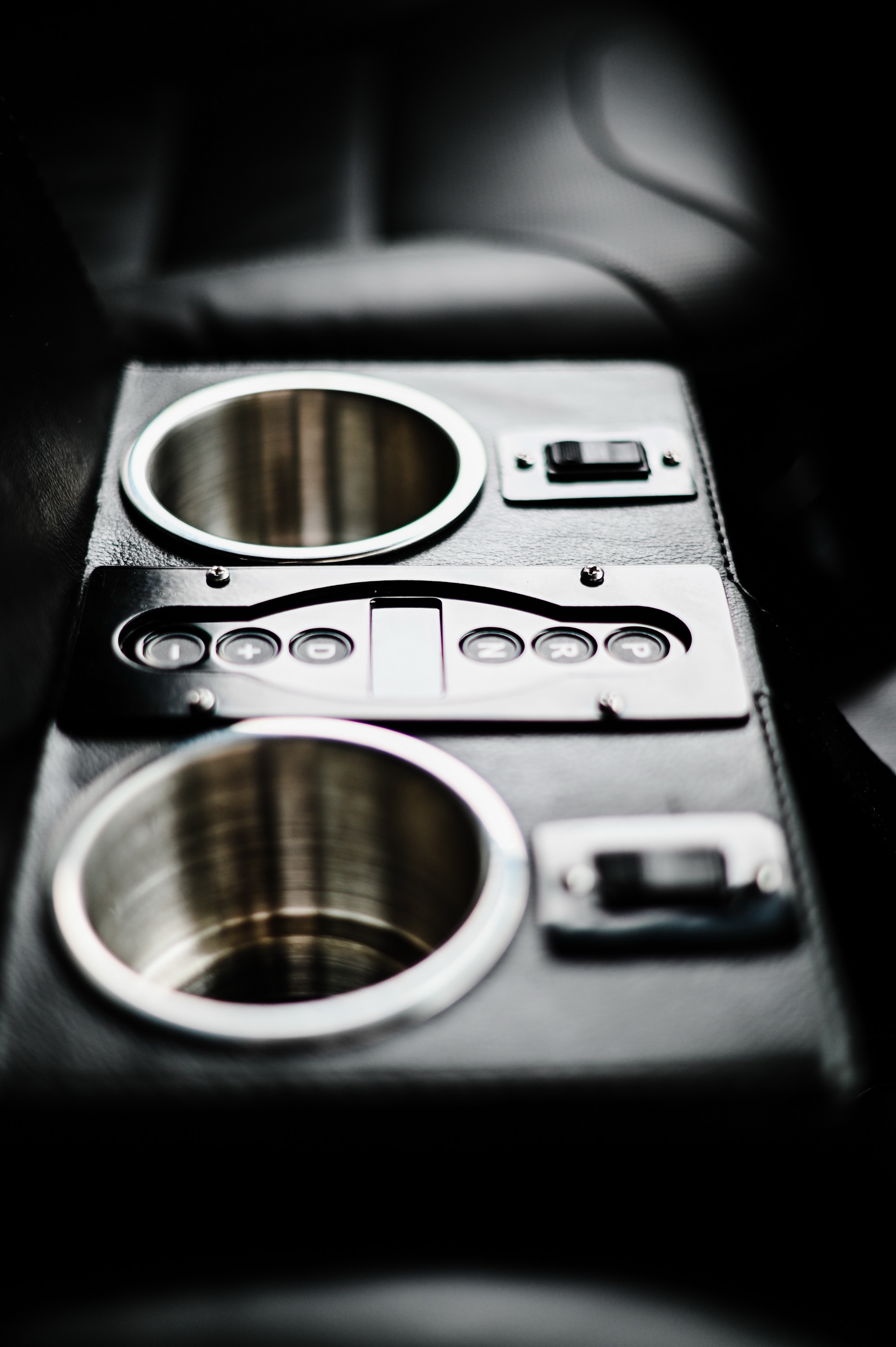 1993 Land Rover Defender 110 Restomod Wants To Roll With The Big Boys, Rocks A 600 HP 6.2L V8