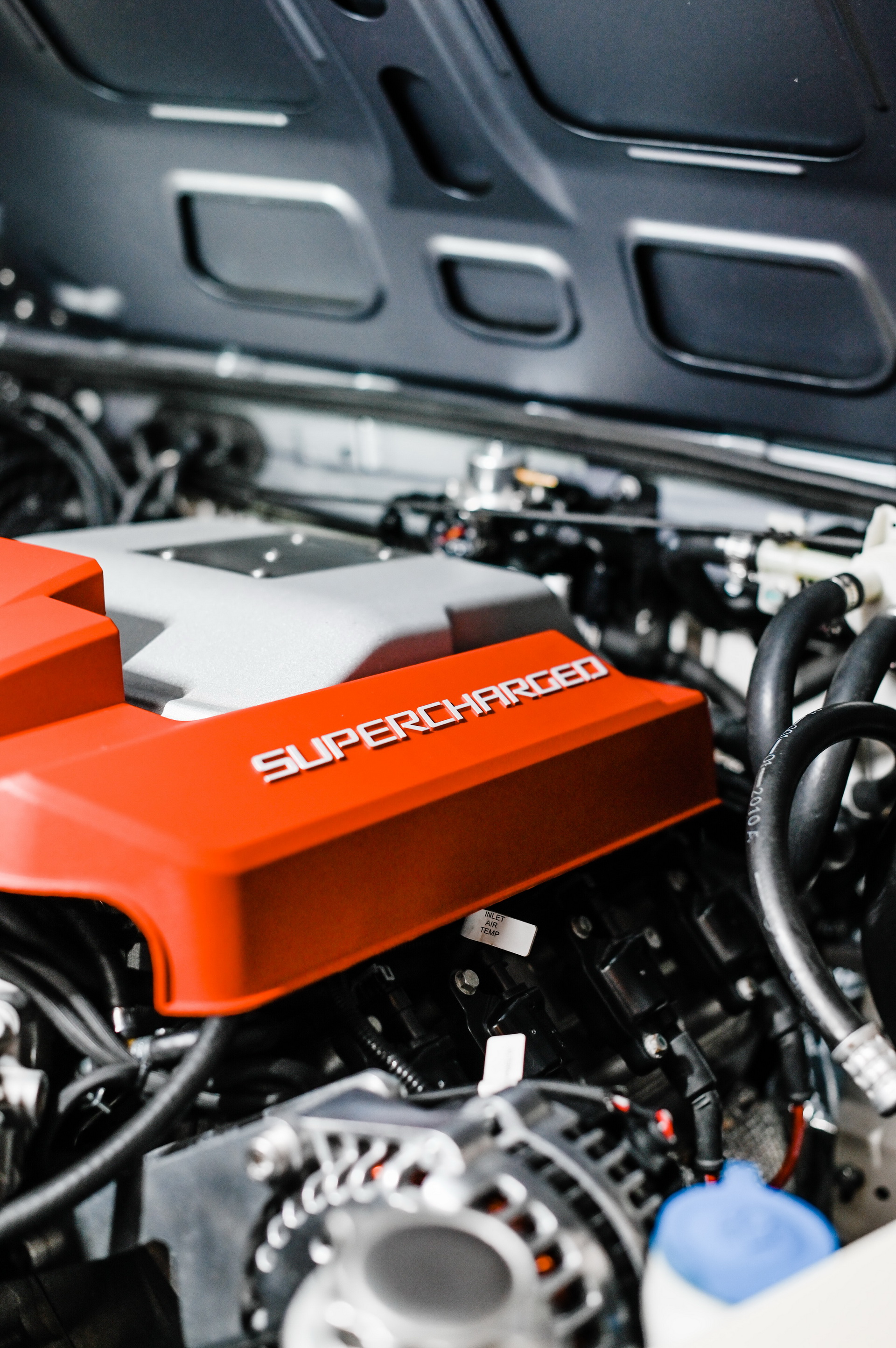 1993 Land Rover Defender 110 Restomod Wants To Roll With The Big Boys, Rocks A 600 HP 6.2L V8