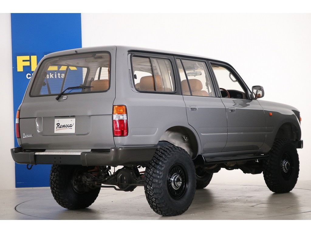 The “Wonder” Land Cruiser Is A Weird Reverse Facelift