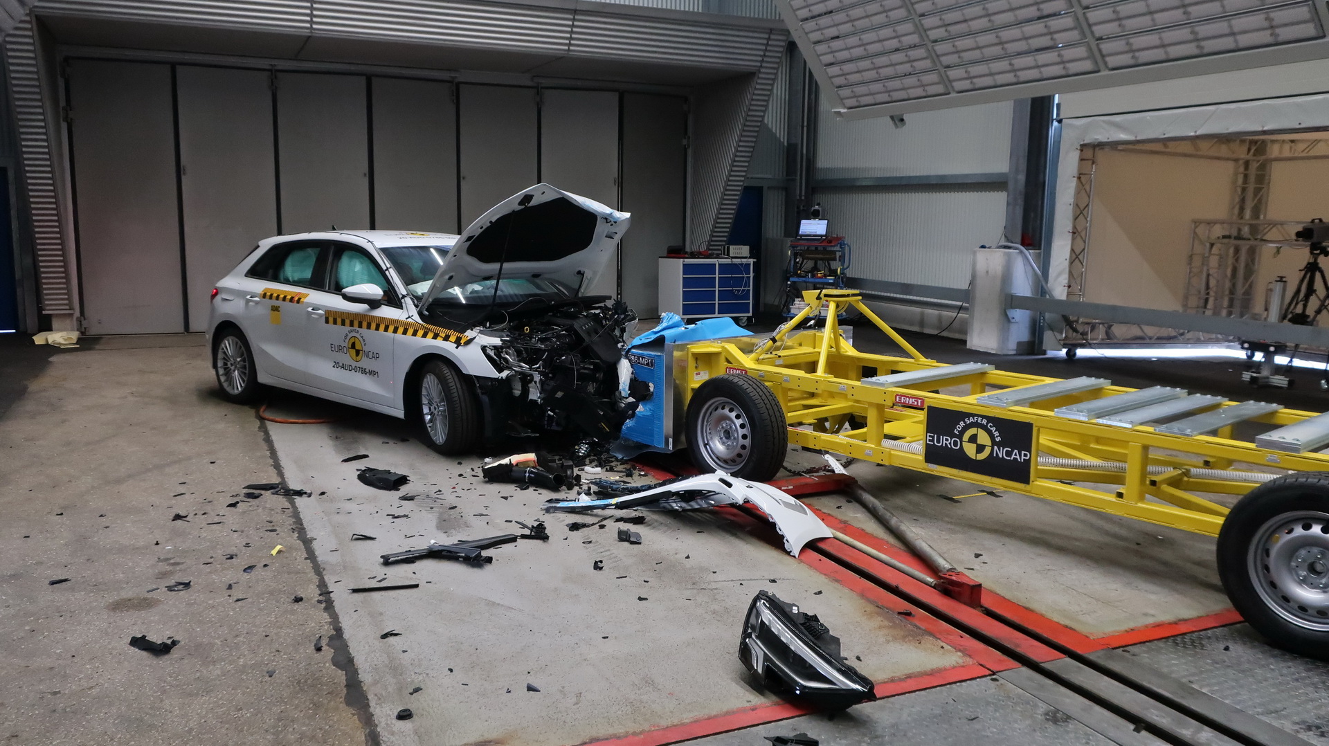 Euro NCAP Crash Tests The New Land Rover Defender, Honda e And Five Other Vehicles