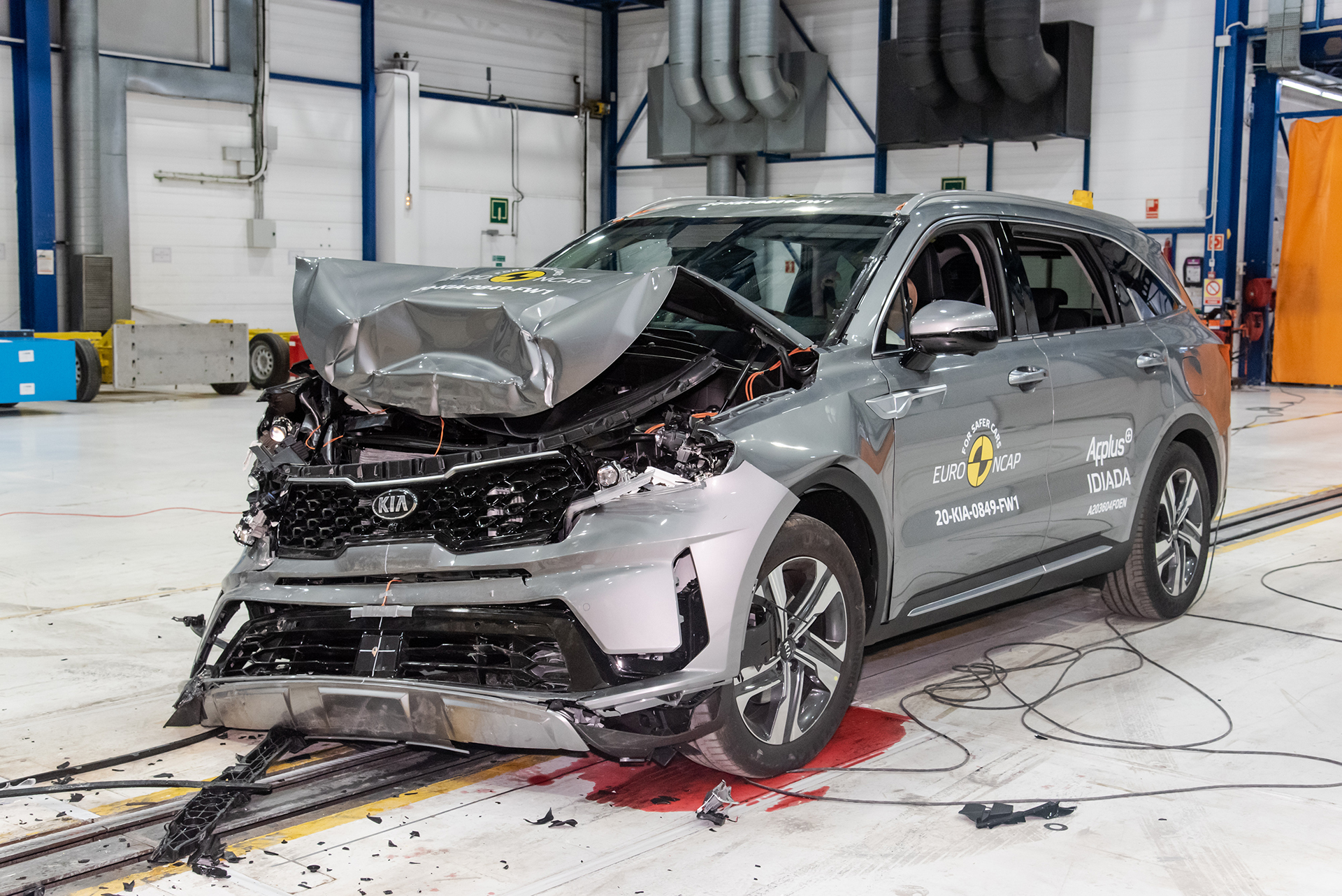 Euro NCAP Crash Tests The New Land Rover Defender, Honda e And Five Other Vehicles