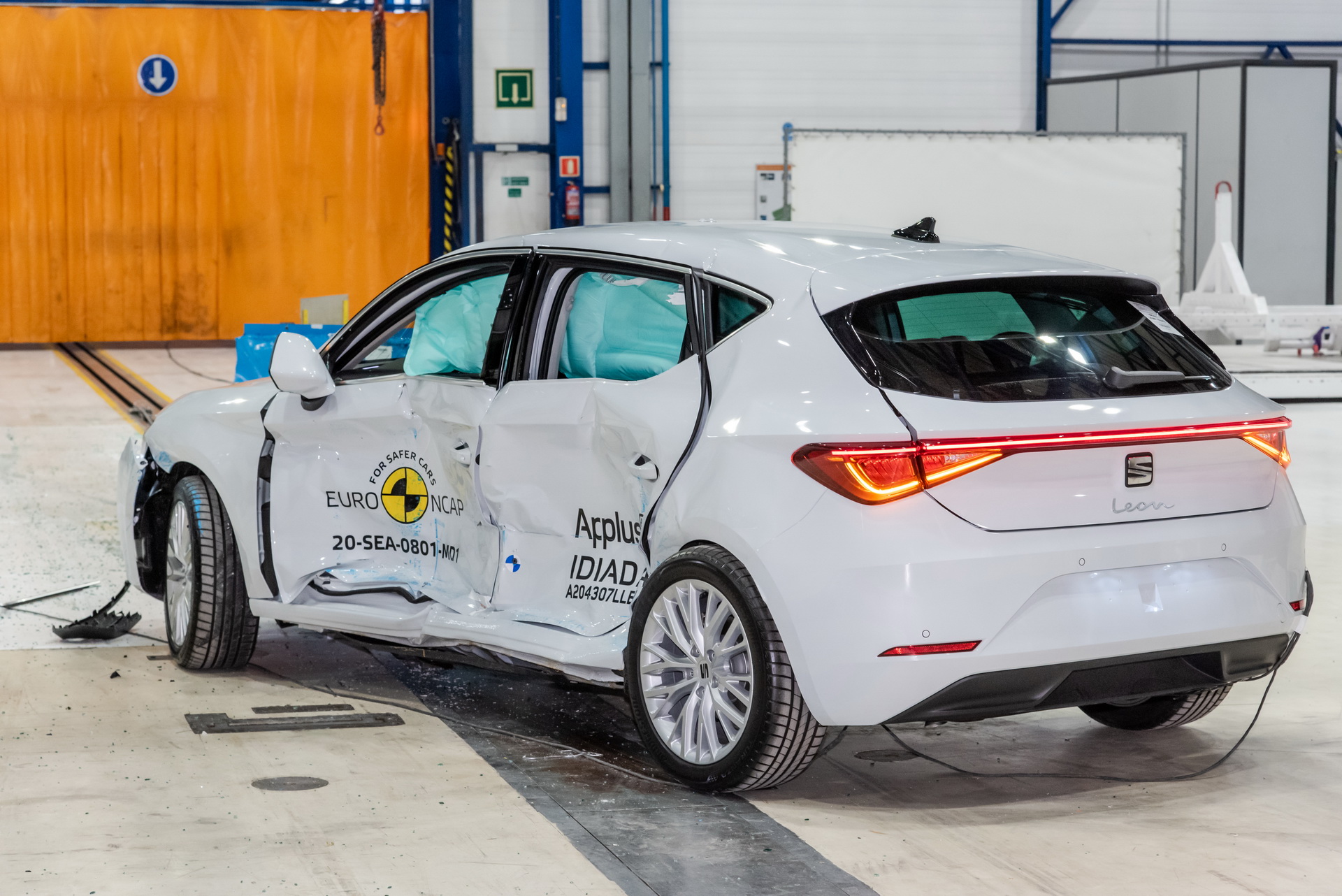 Euro NCAP Crash Tests The New Land Rover Defender, Honda e And Five Other Vehicles
