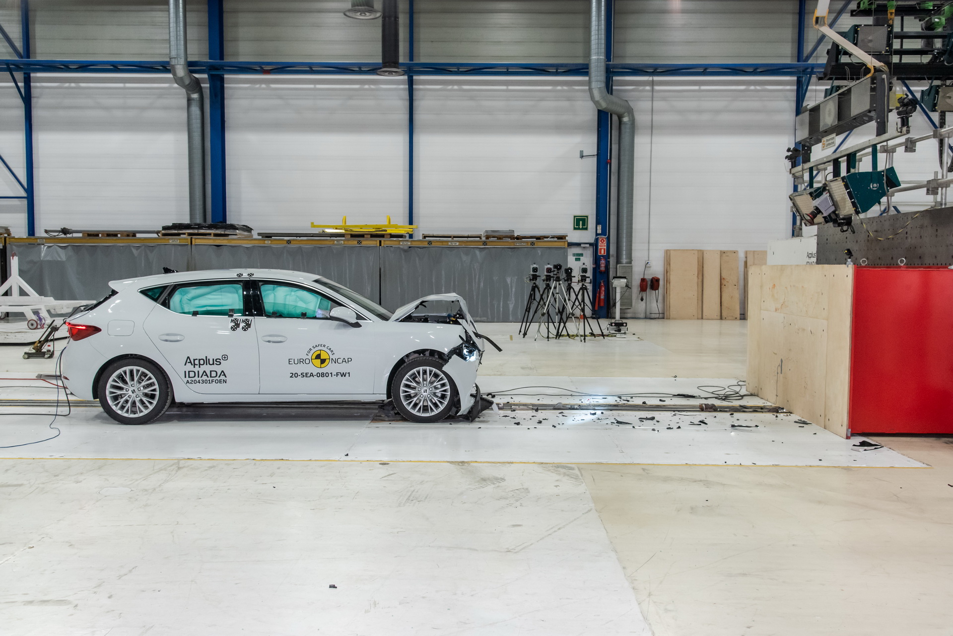 Euro NCAP Crash Tests The New Land Rover Defender, Honda e And Five Other Vehicles
