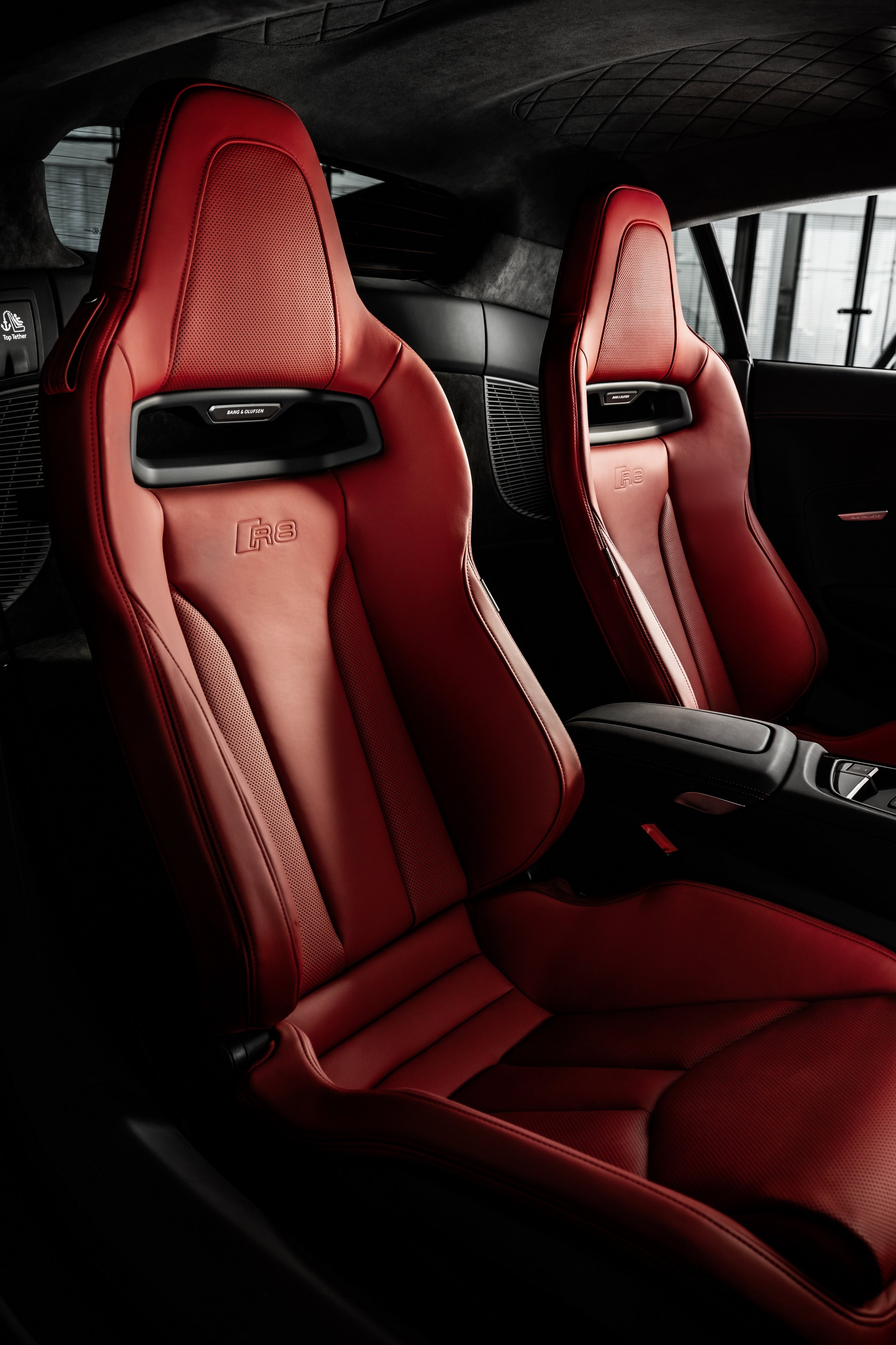 Audi Gives America The Stealthy 2021 R8 Panther Edition RWD Special With A Lick Of Red