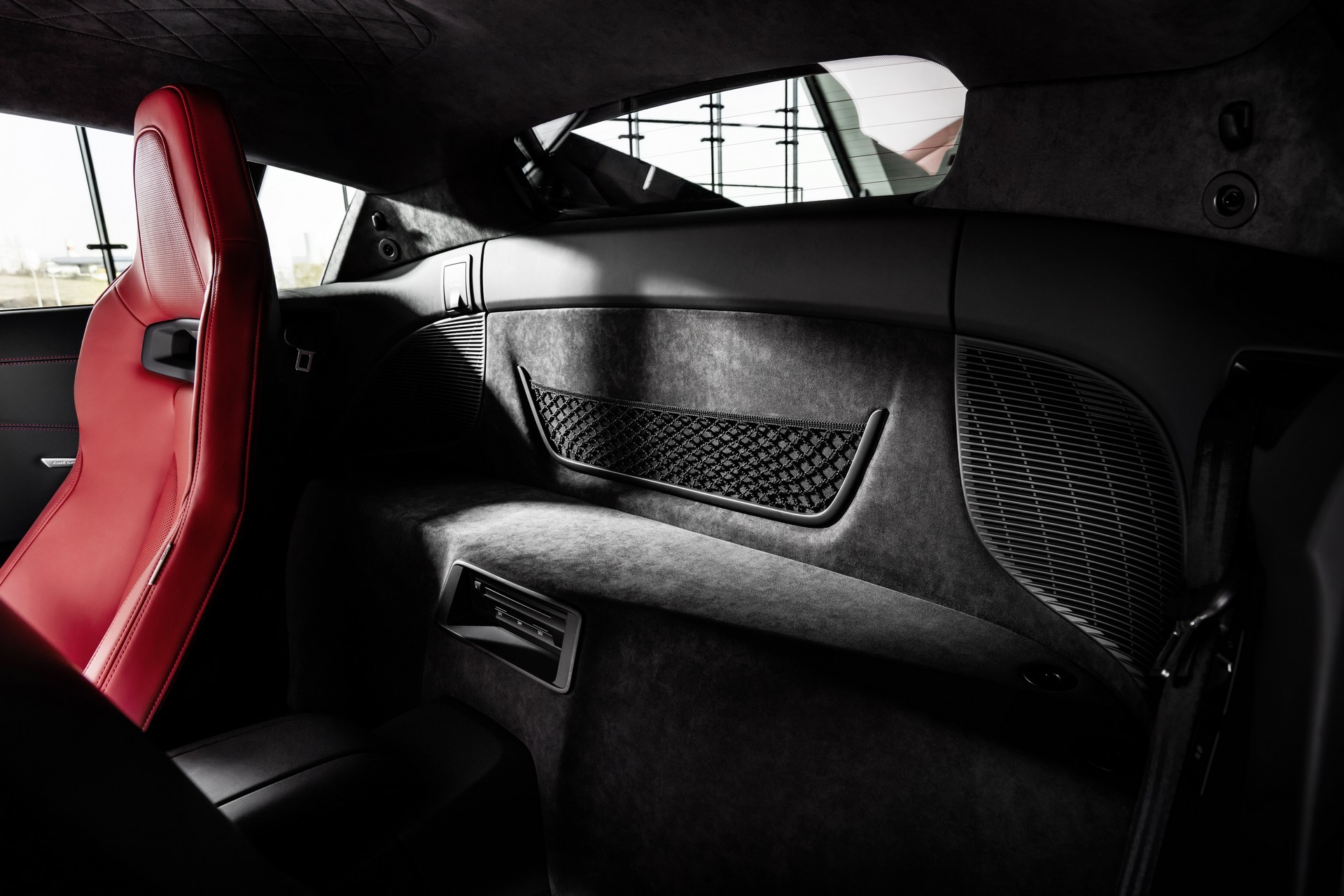 Audi Gives America The Stealthy 2021 R8 Panther Edition RWD Special With A Lick Of Red