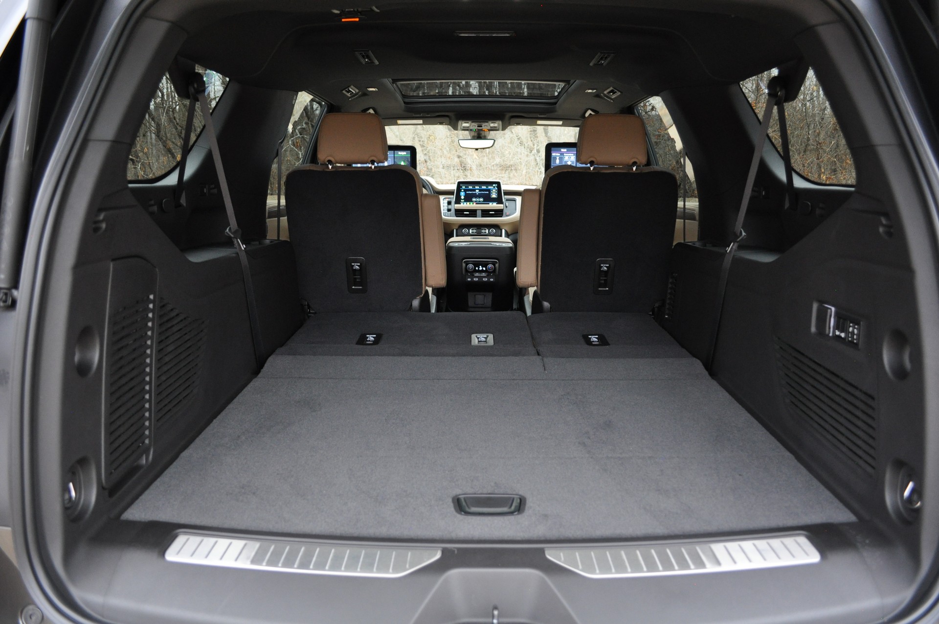 Driven: The 2021 Chevrolet Suburban Diesel Is An Unlikely Green Machine