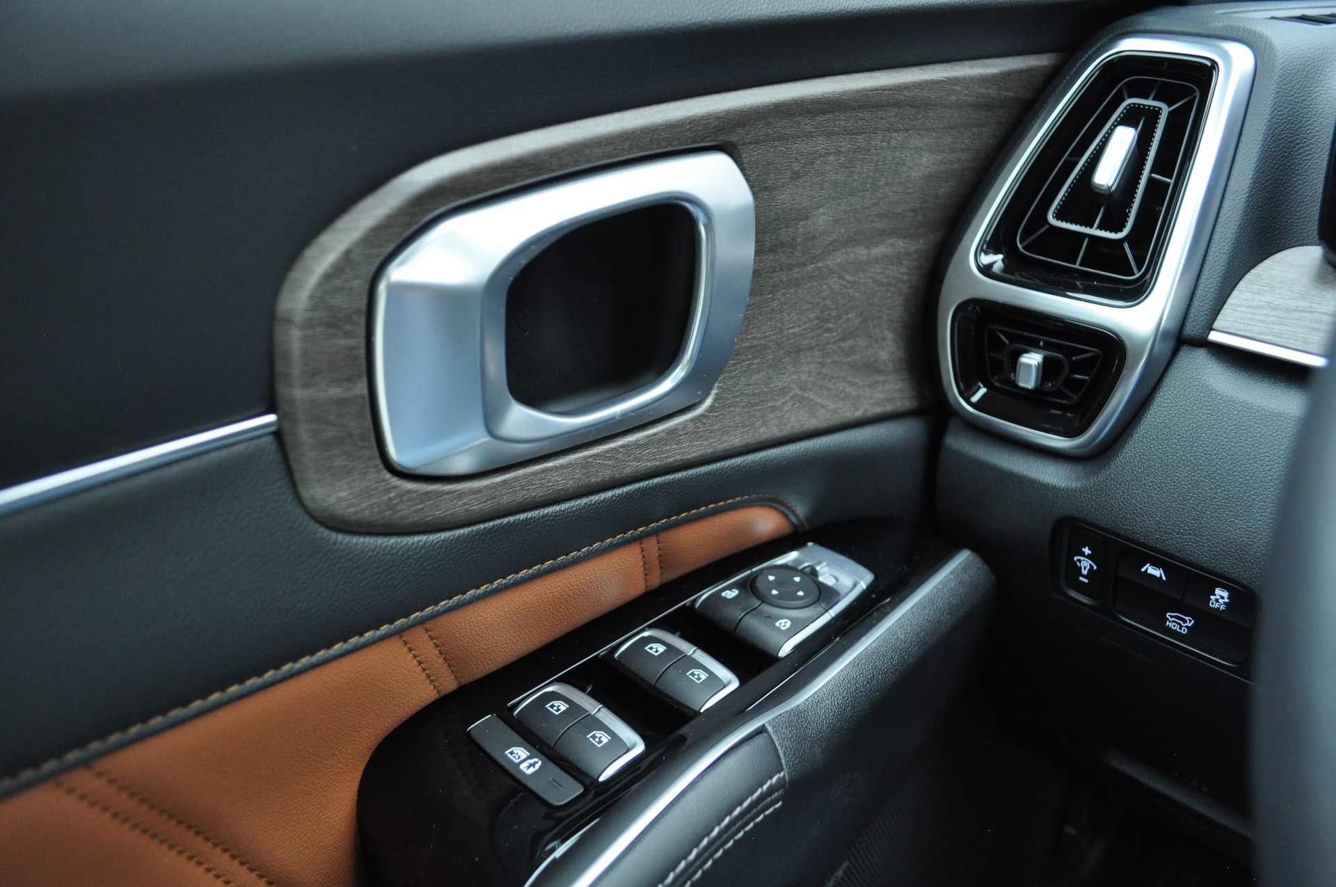 Driven: 2021 Kia Sorento Combines Space With Extra Pace