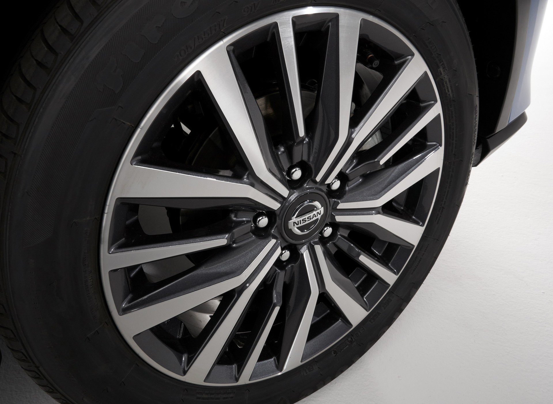 2021 Nissan Kicks Debuts With New Looks And More Tech