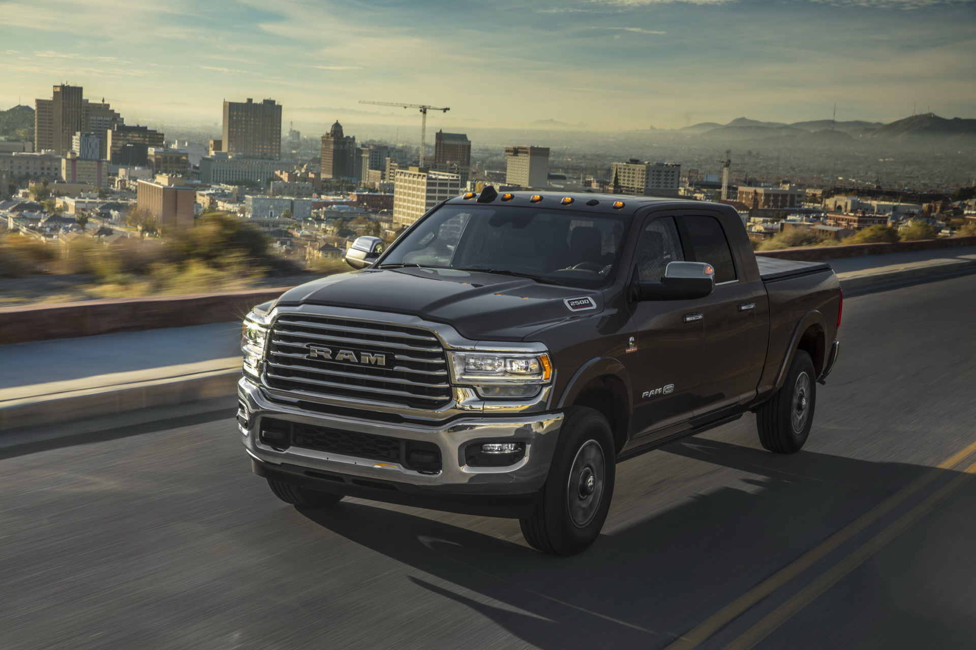 2021 RAM Heavy Duty Returns With Colossal 1,075 lb-ft Of Torque, 37,100-lbs Towing Capacity