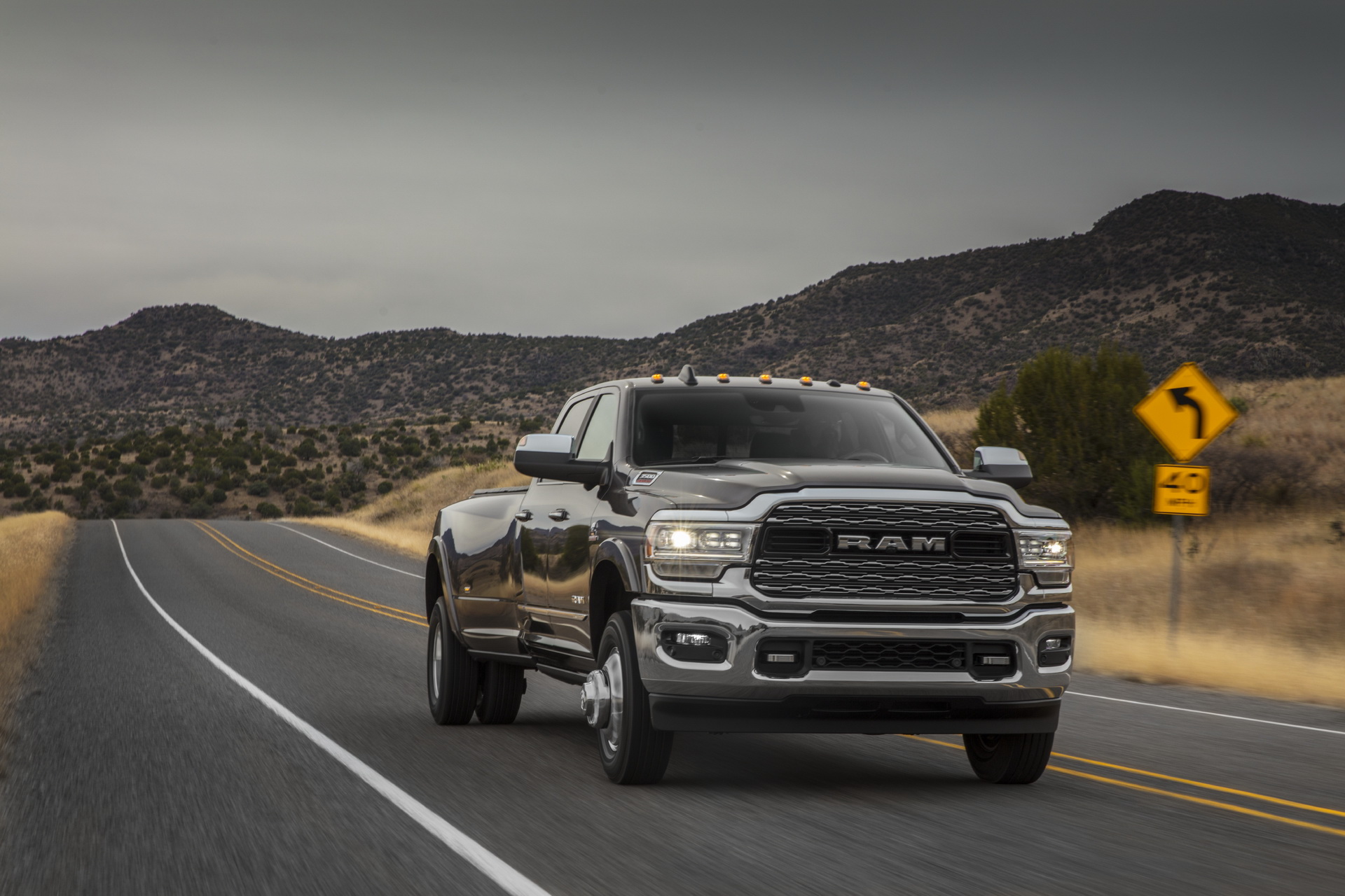 2021 RAM Heavy Duty Returns With Colossal 1,075 lb-ft Of Torque, 37,100-lbs Towing Capacity