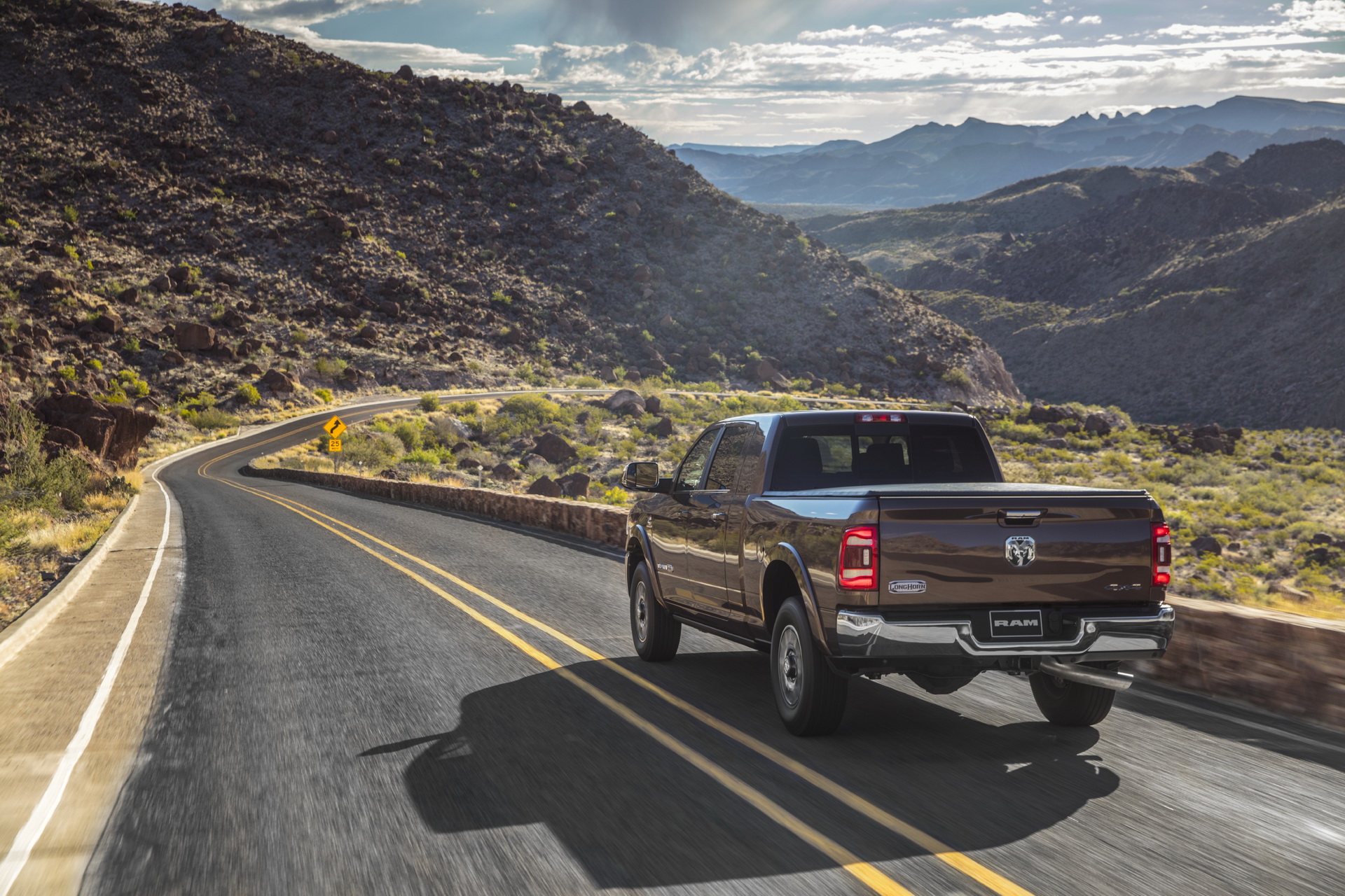 2021 RAM Heavy Duty Returns With Colossal 1,075 lb-ft Of Torque, 37,100-lbs Towing Capacity