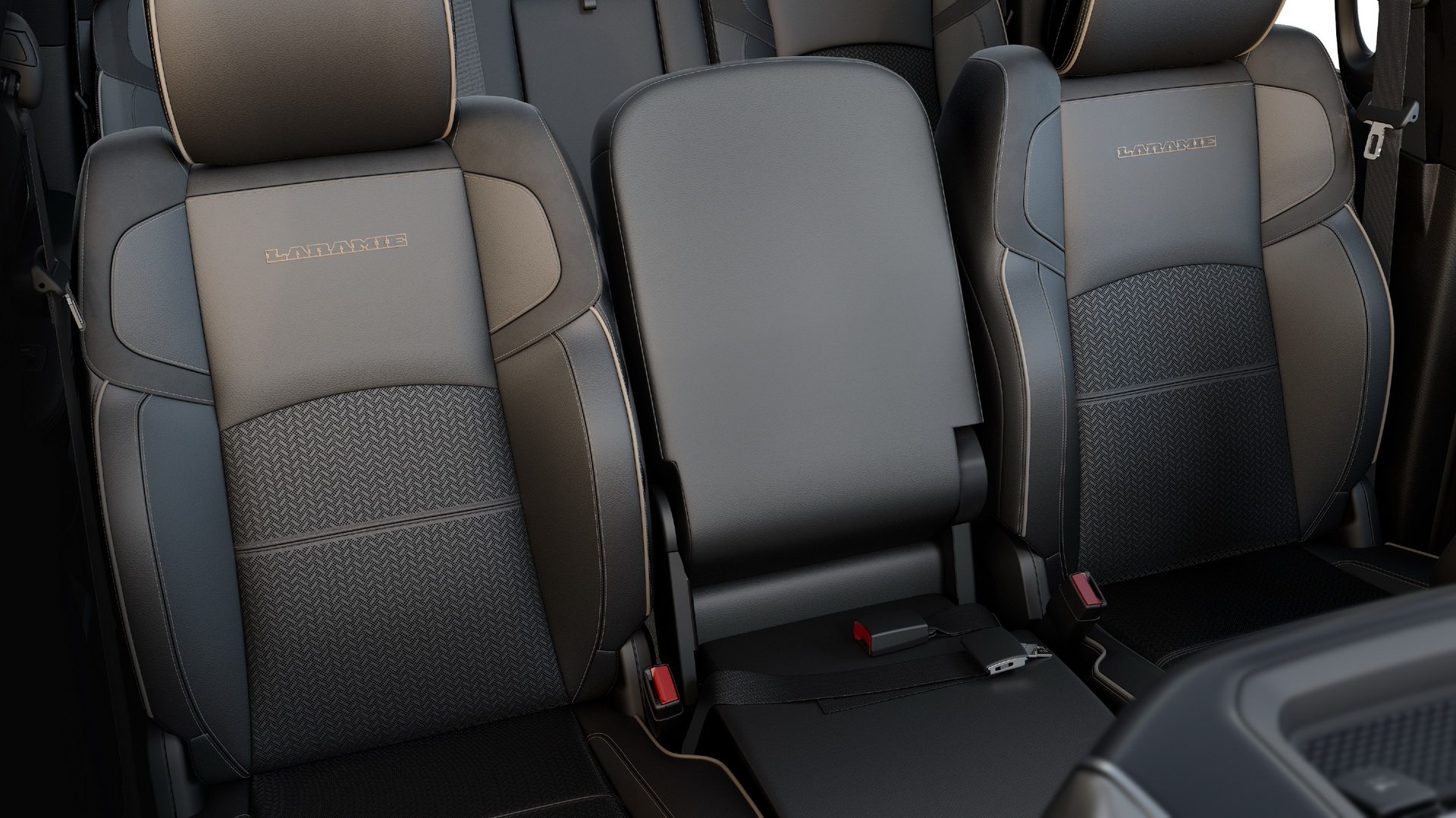 2021 RAM Heavy Duty Returns With Colossal 1,075 lb-ft Of Torque, 37,100-lbs Towing Capacity