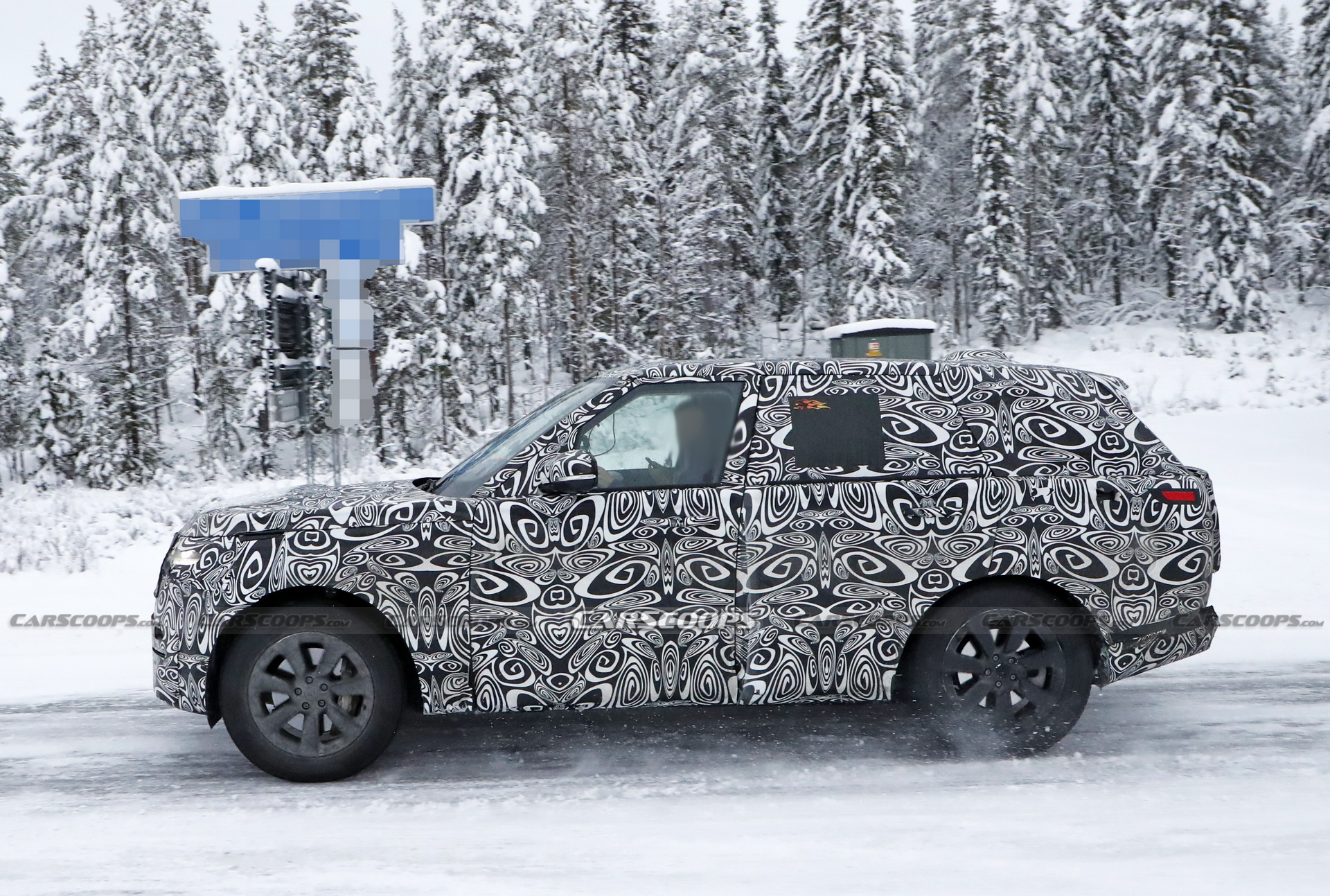 Next-Gen 2022 Range Rover Caught Winter Testing