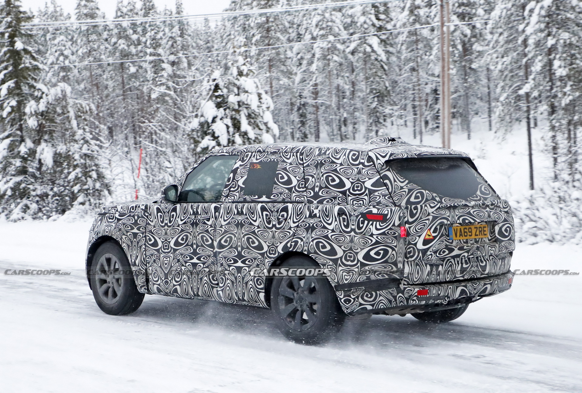 Next-Gen 2022 Range Rover Caught Winter Testing