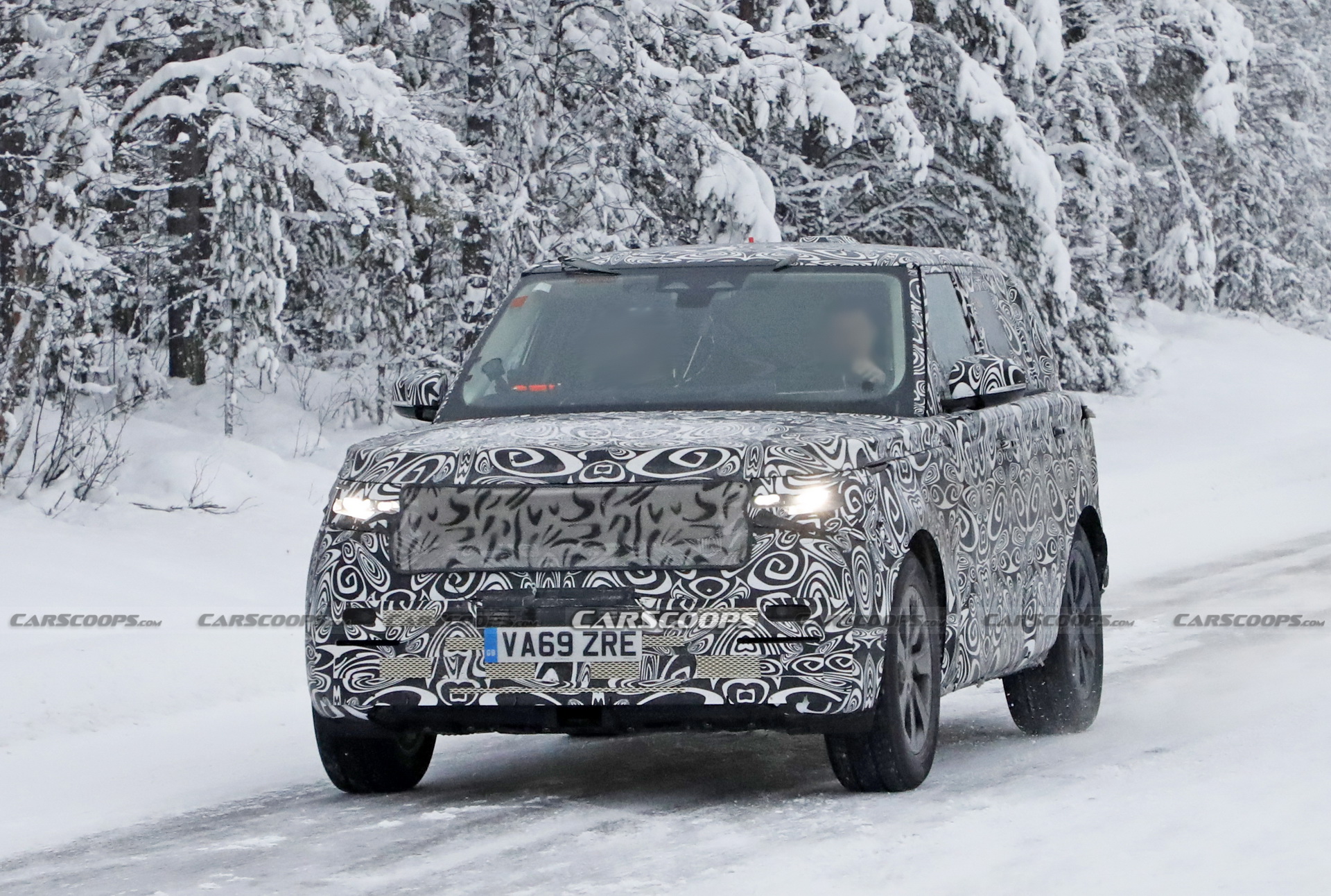 Next-Gen 2022 Range Rover Caught Winter Testing