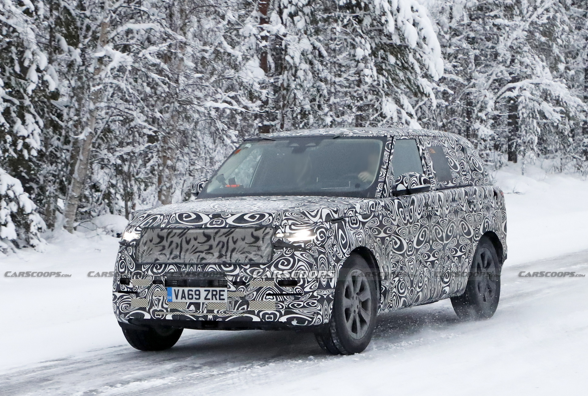 Next-Gen 2022 Range Rover Caught Winter Testing