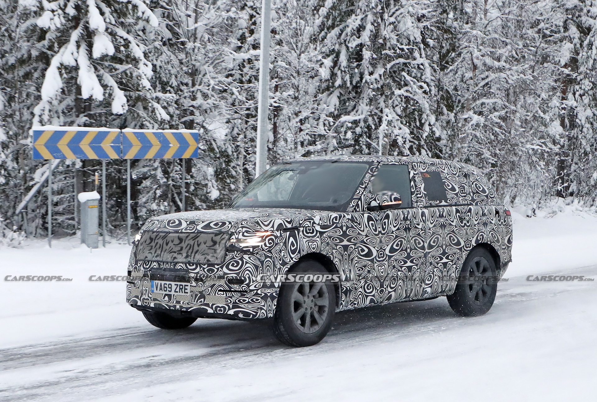 Next-Gen 2022 Range Rover Caught Winter Testing