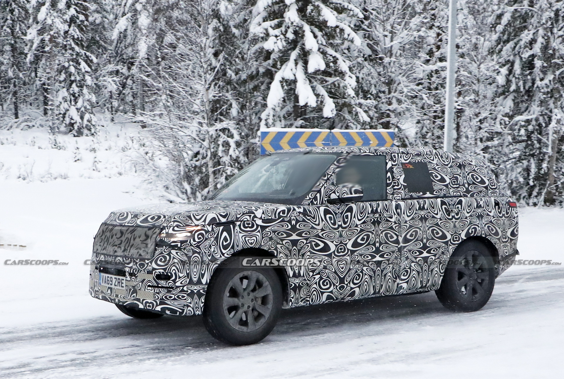 Next-Gen 2022 Range Rover Caught Winter Testing