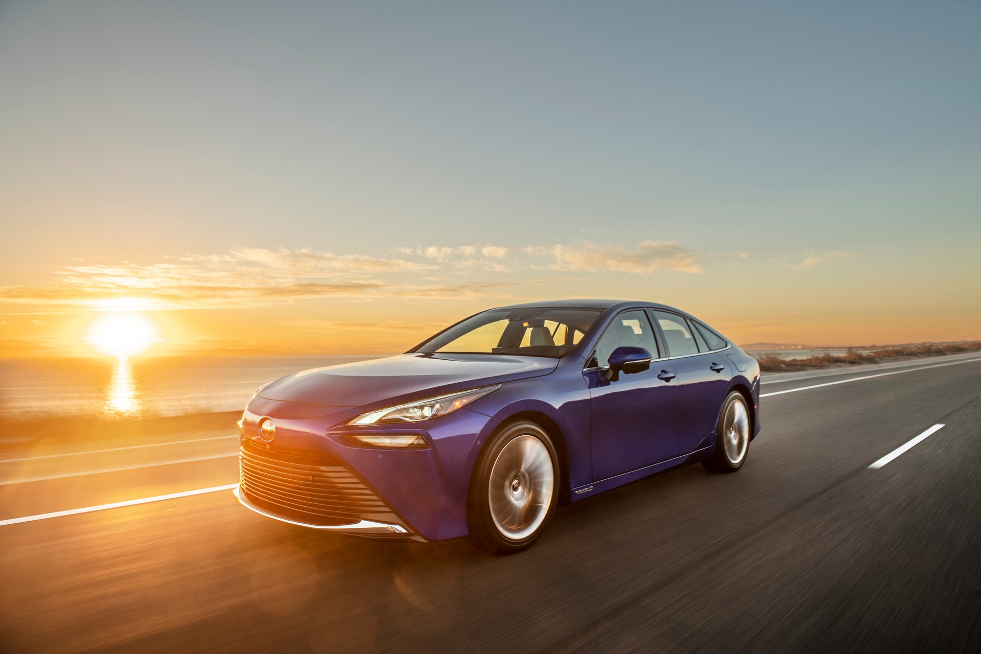 2021 Toyota Mirai Starts At $49,500 And Offers Up To 402 Miles Of Range