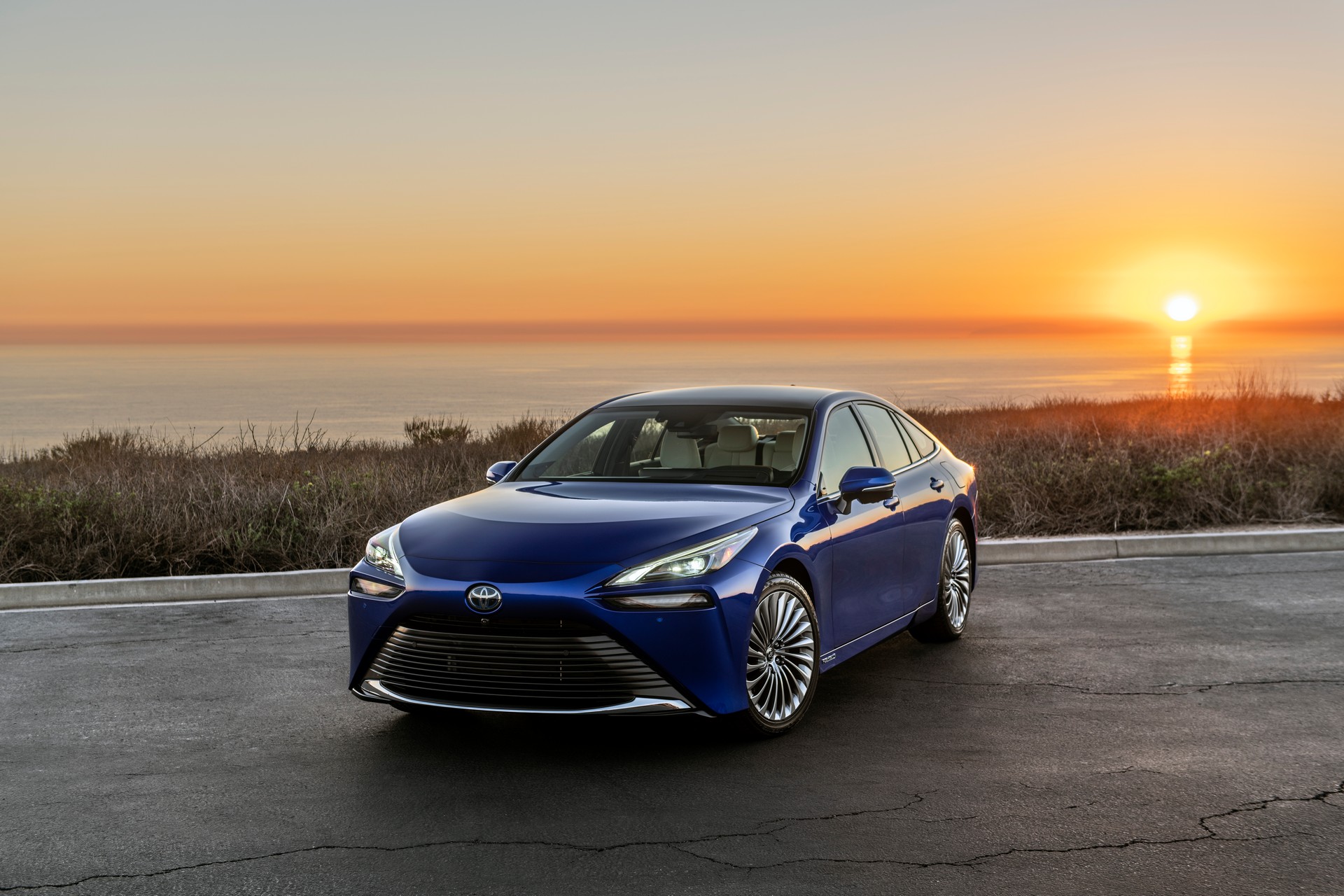 2021 Toyota Mirai Starts At $49,500 And Offers Up To 402 Miles Of Range