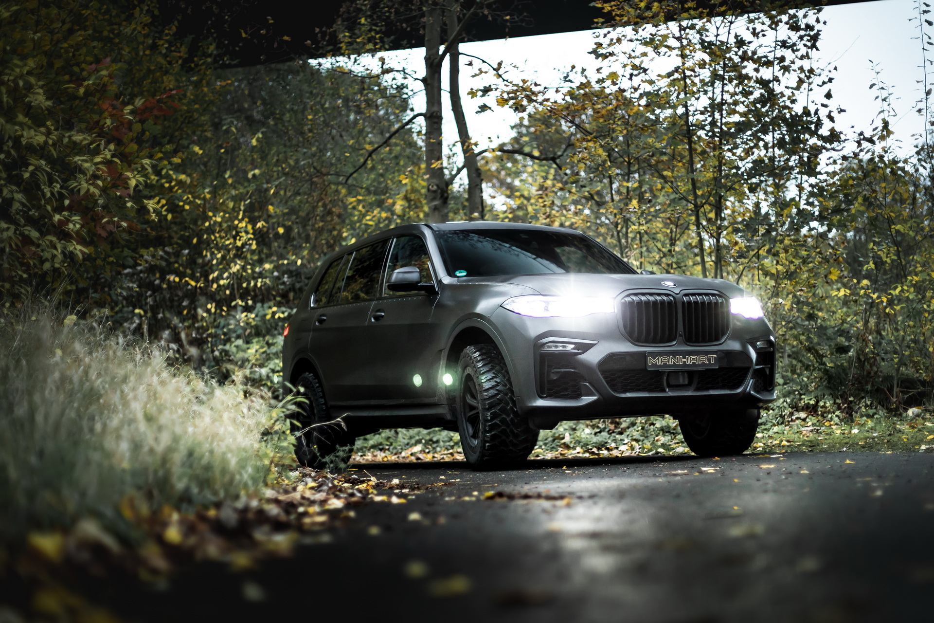 Manhart’s 641 HP BMW X7 M50i-Based MHX7 650 Dirt Edition Ready To Go Off-Roading
