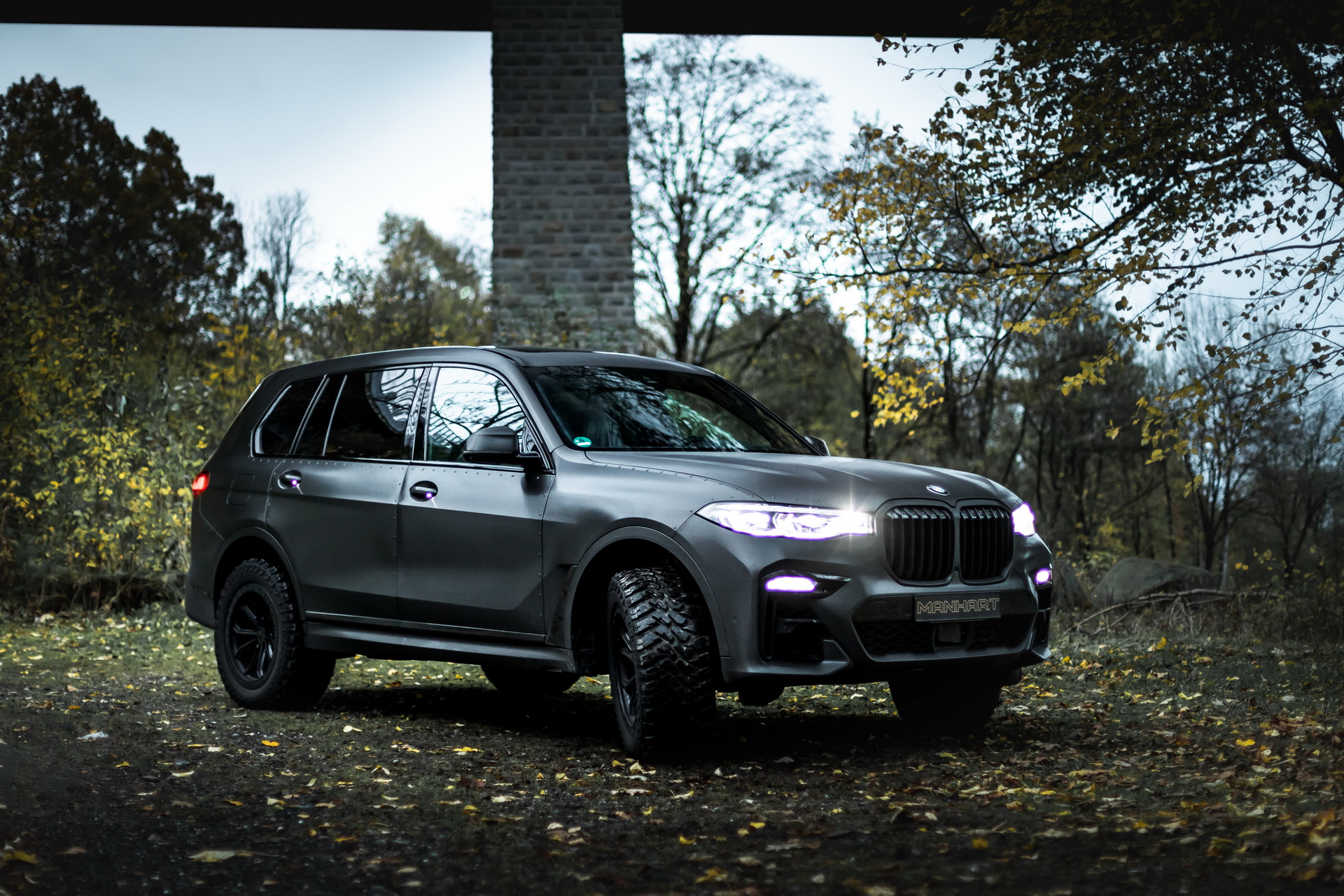 Manhart’s 641 HP BMW X7 M50i-Based MHX7 650 Dirt Edition Ready To Go Off-Roading
