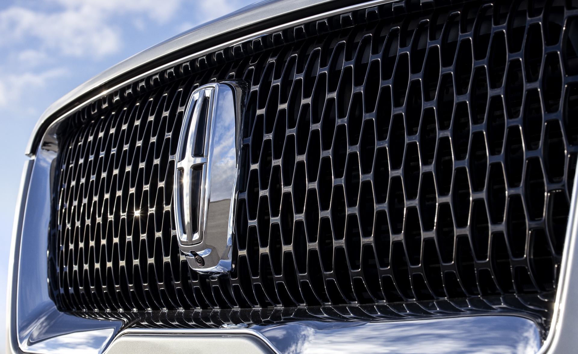 Lincoln’s New Black Label Edition Package Is For 2021 Navigator Owners Who Want To Show Off