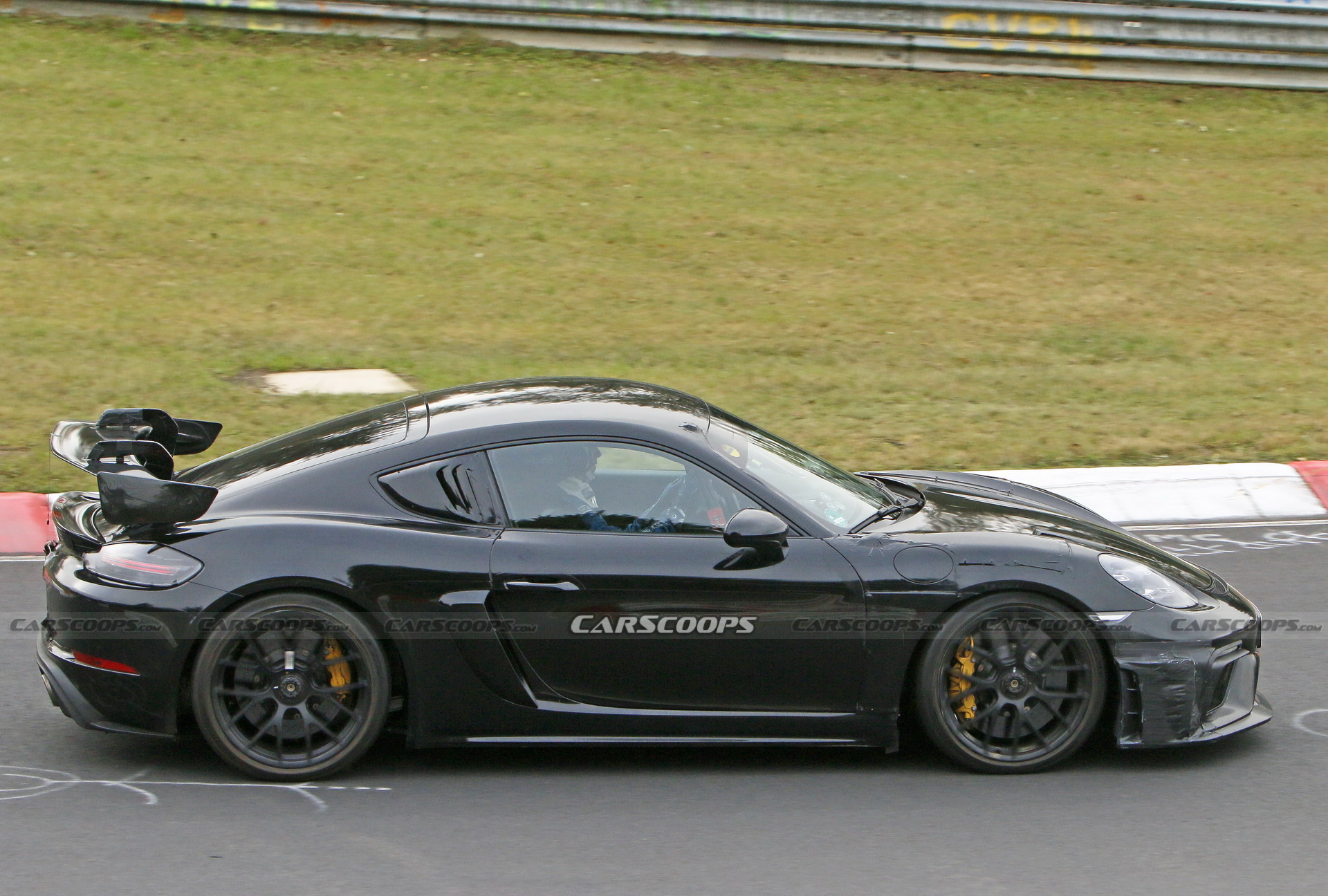 Porsche’s New 718 Cayman GT4 RS Promises To Be Finger-Licking Good