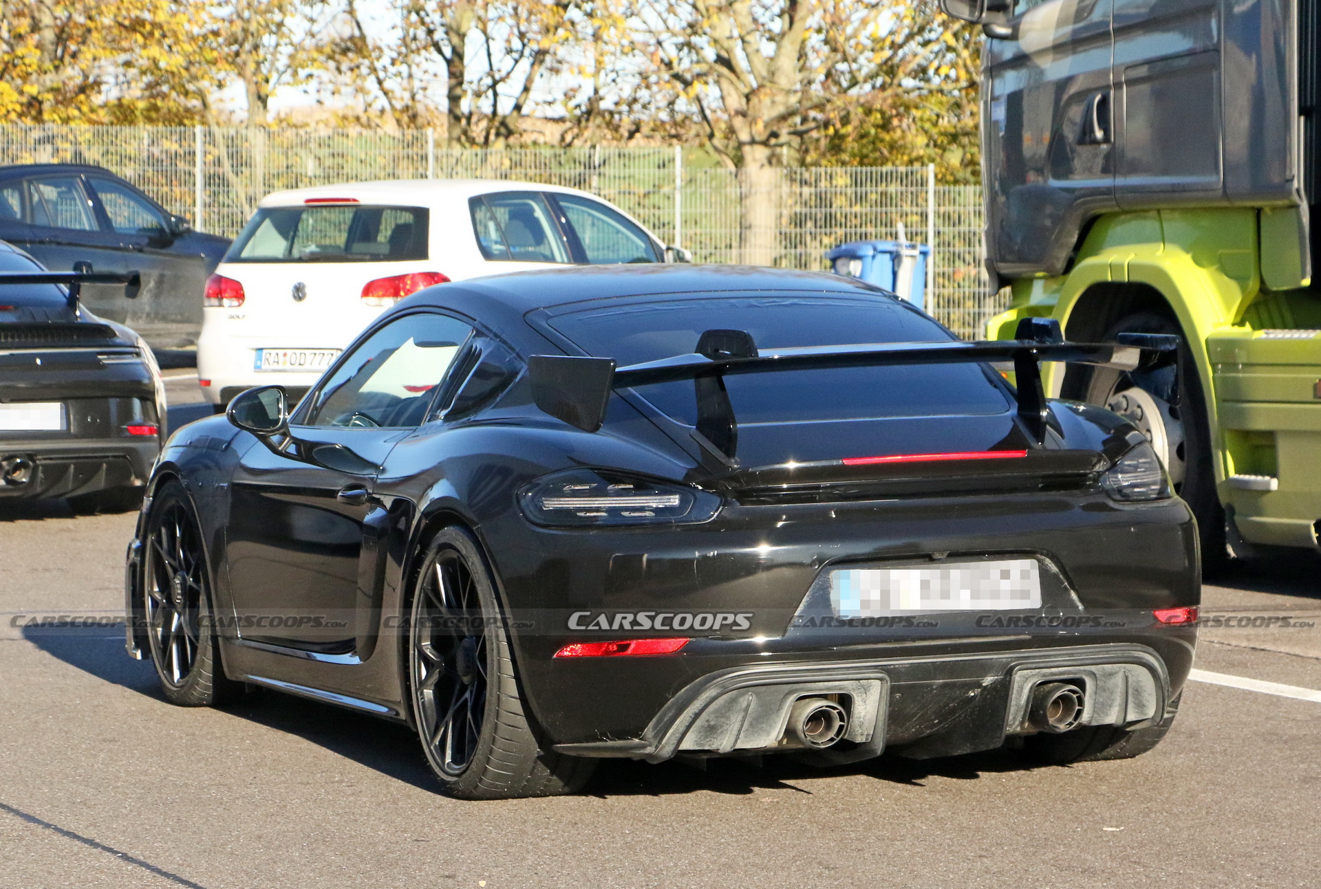 Porsche’s New 718 Cayman GT4 RS Promises To Be Finger-Licking Good