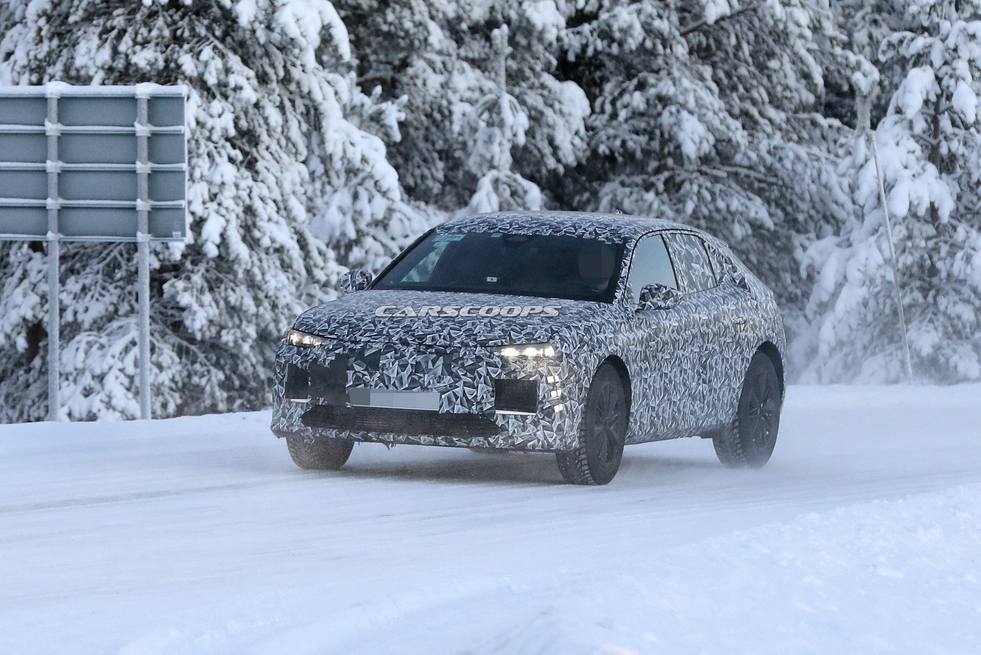 2022 DS 4 Spied As Company Confirms Initial Specs, Including 222 HP Plug-In Hybrid Variant