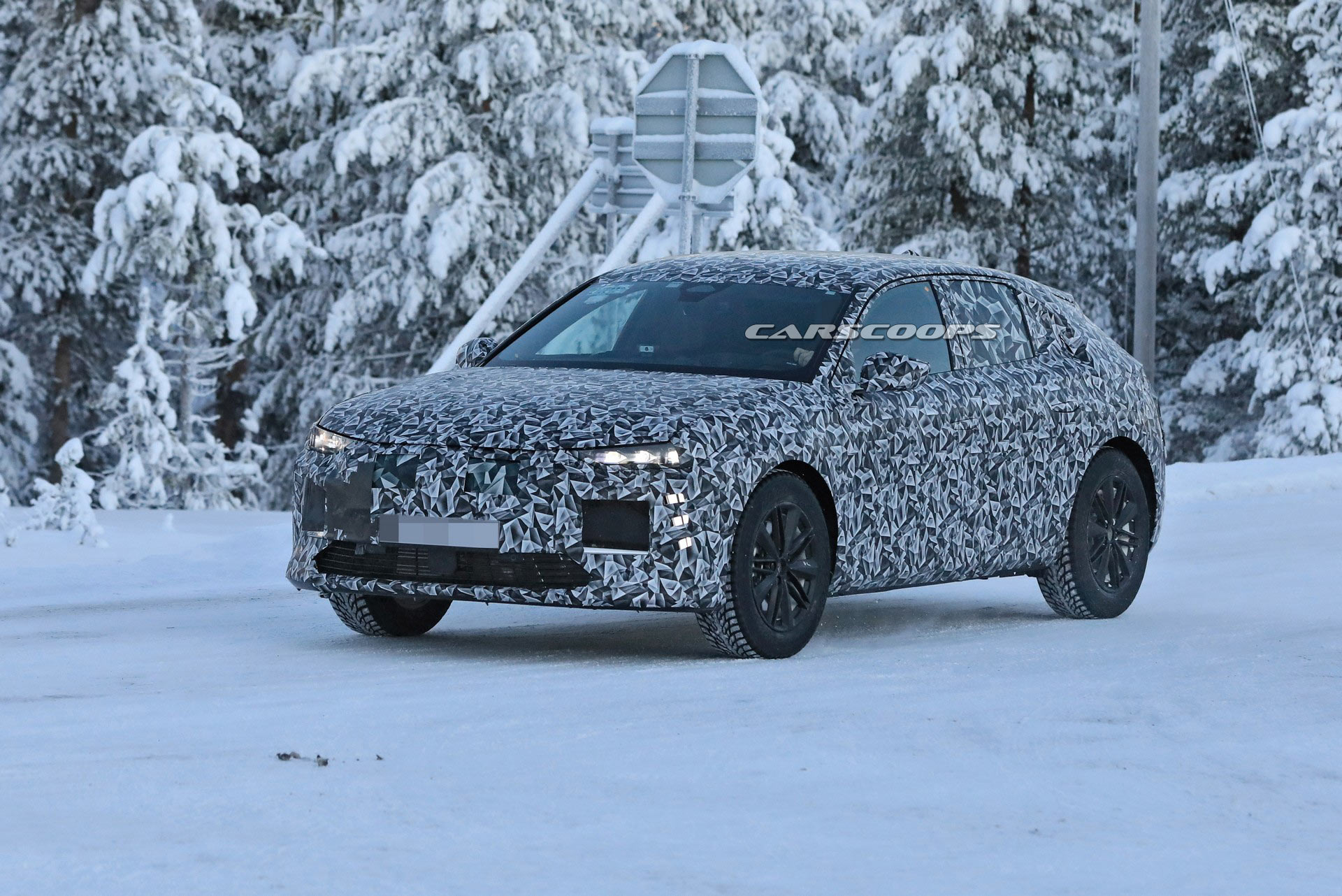 2022 DS 4 Spied As Company Confirms Initial Specs, Including 222 HP Plug-In Hybrid Variant