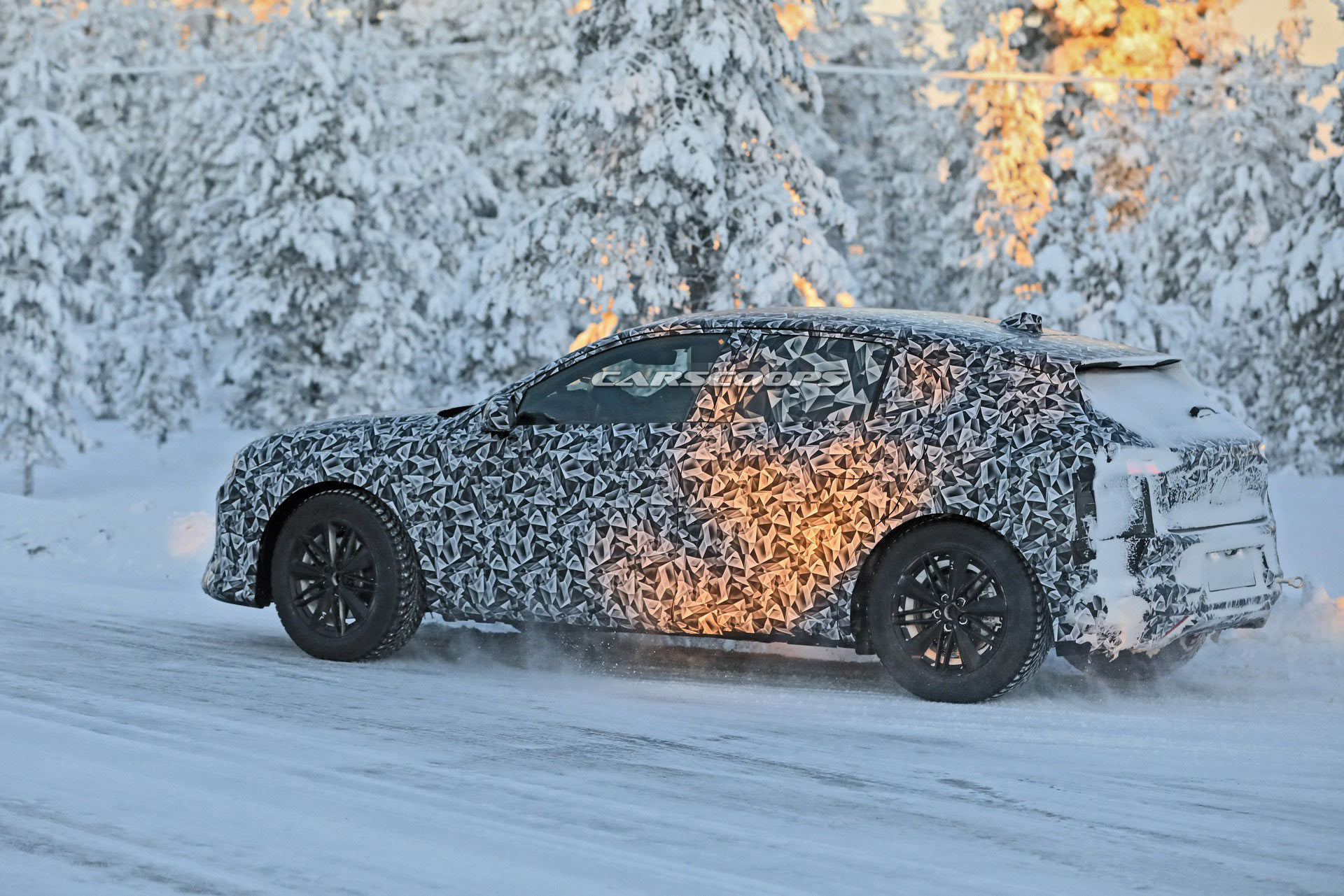 2022 DS 4 Spied As Company Confirms Initial Specs, Including 222 HP Plug-In Hybrid Variant