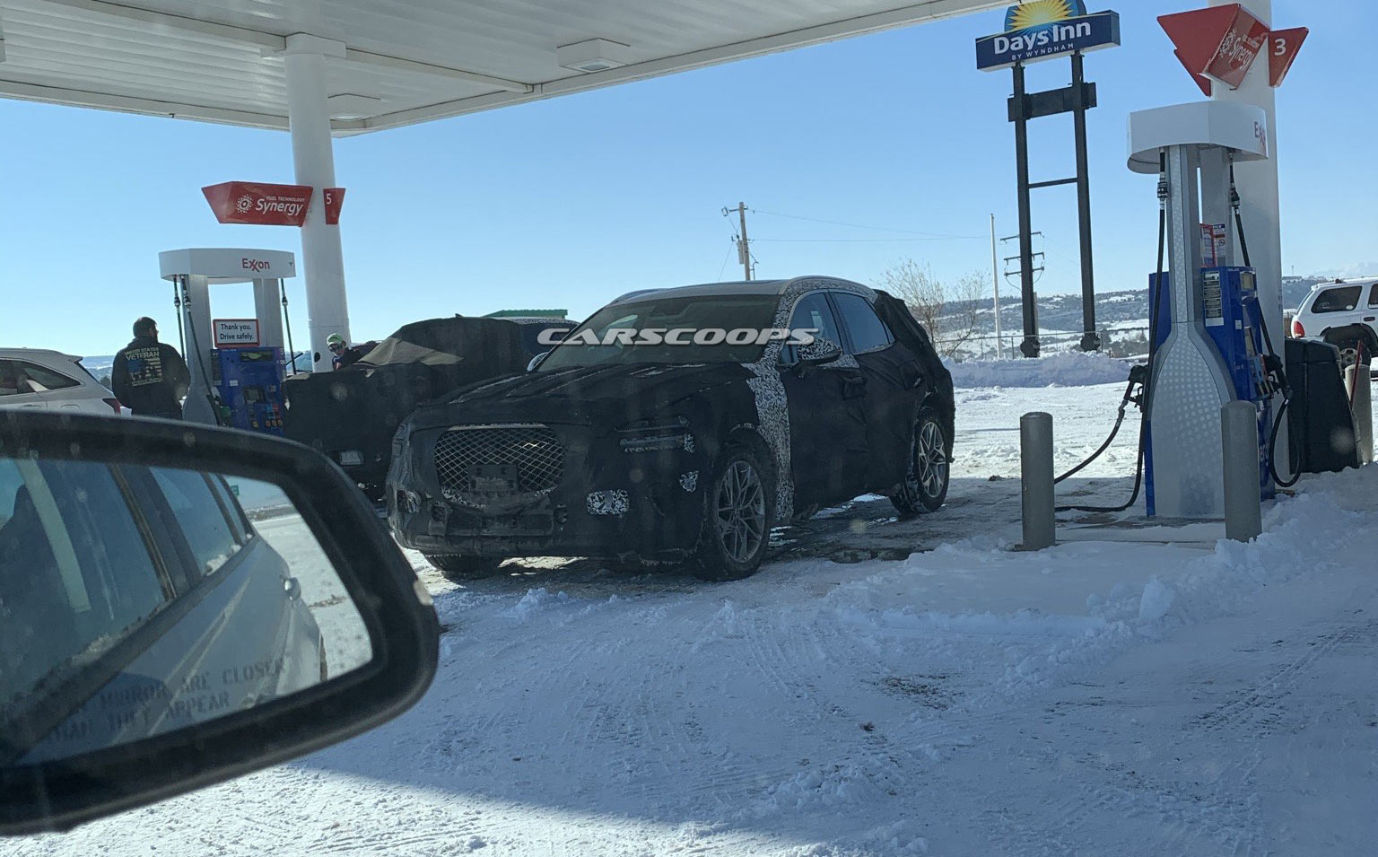 U Spy The 2022 Hyundai Santa Cruz And Genesis GV70