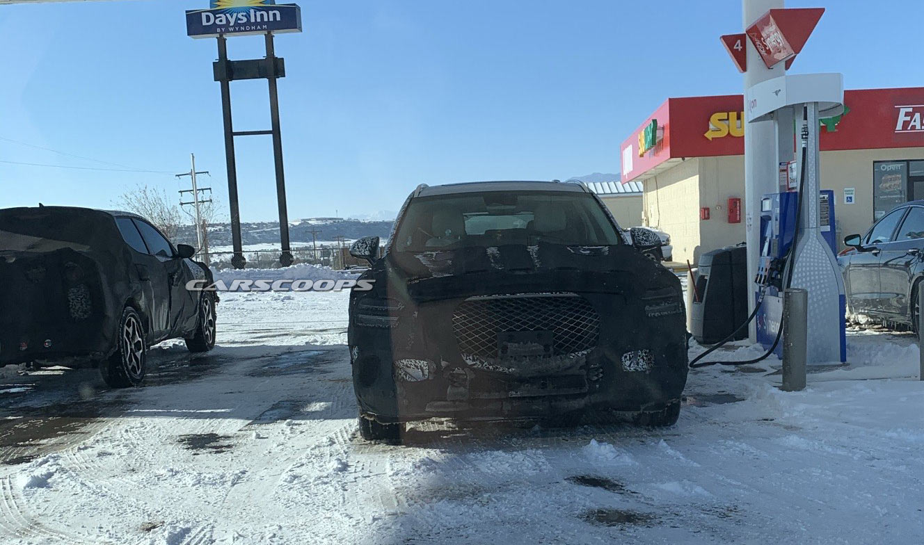 U Spy The 2022 Hyundai Santa Cruz And Genesis GV70