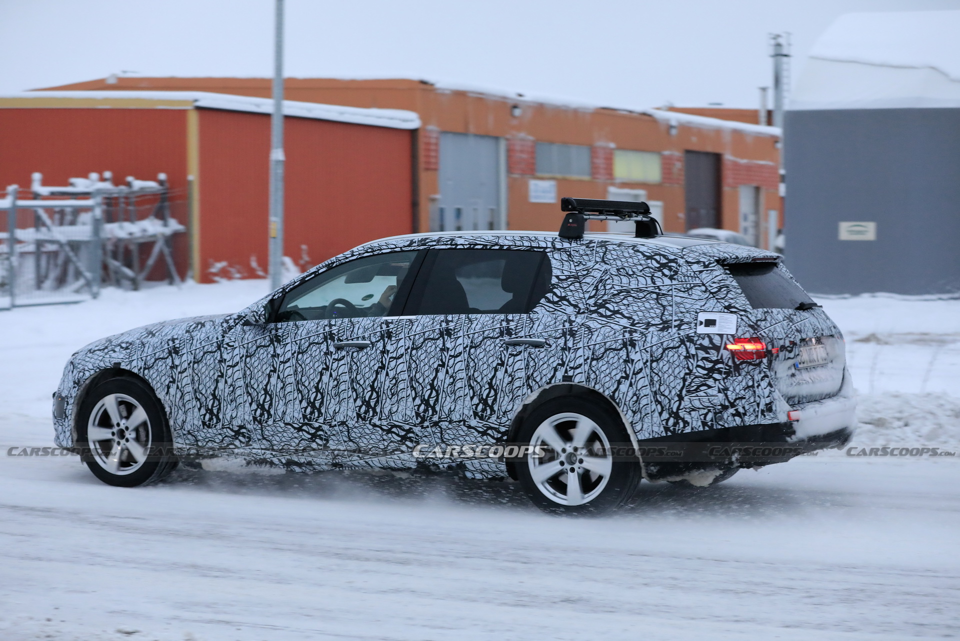 2022 Mercedes-Benz C-Class Estate Aims To Woo Families With Its Tech