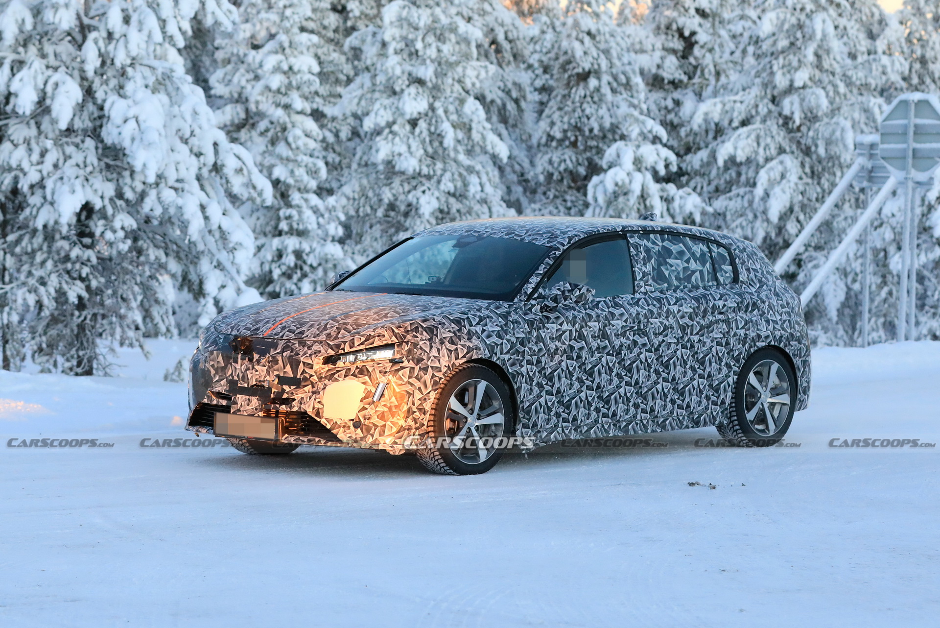 All-New 2021 Peugeot 308 Wants To Give Golf And Co. A Hard Time