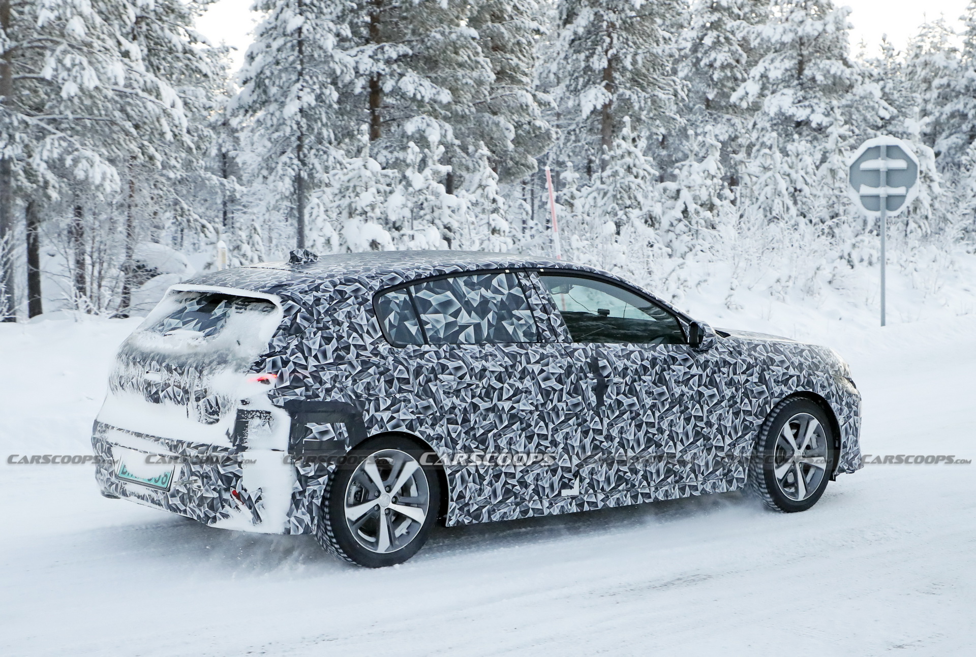 All-New 2021 Peugeot 308 Wants To Give Golf And Co. A Hard Time