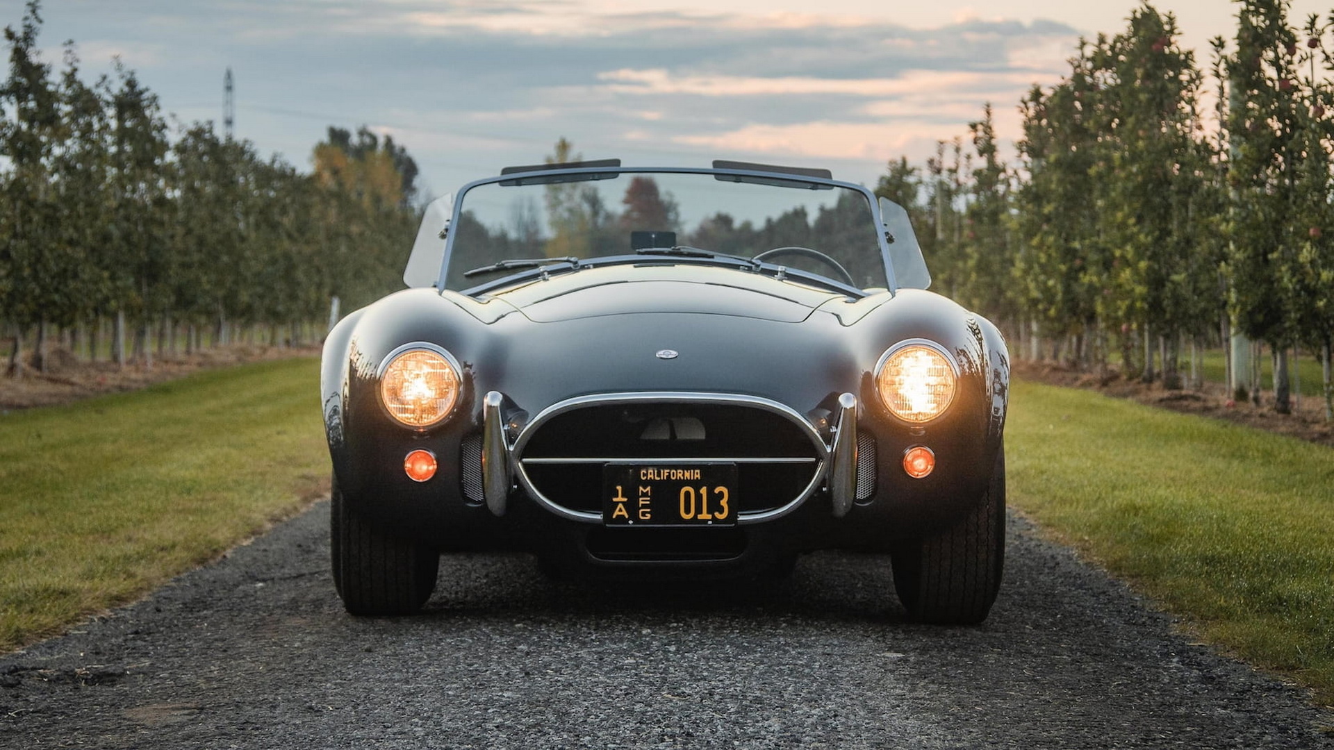 Carroll Shelby’s Personal 427 Cobra Is Bound To Start A Bidding War