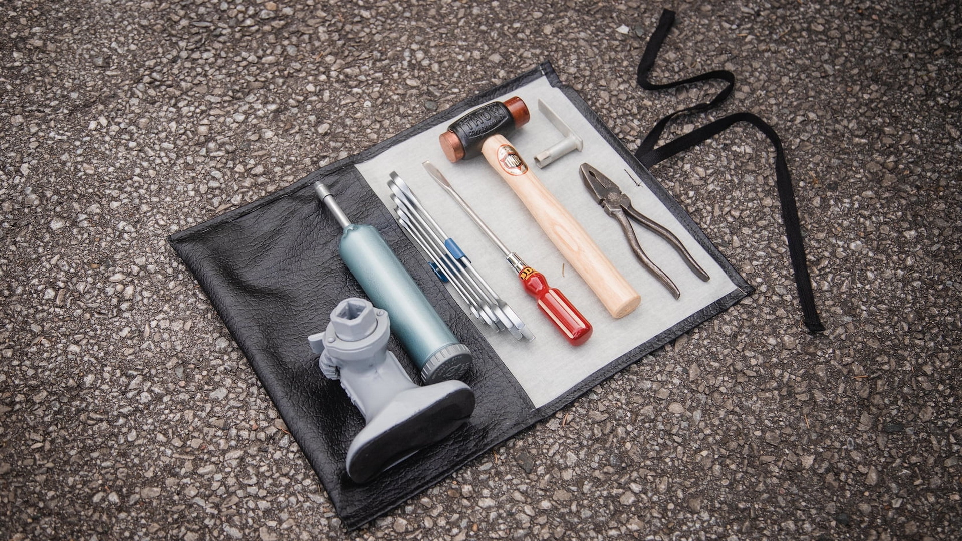 Carroll Shelby’s Personal 427 Cobra Is Bound To Start A Bidding War