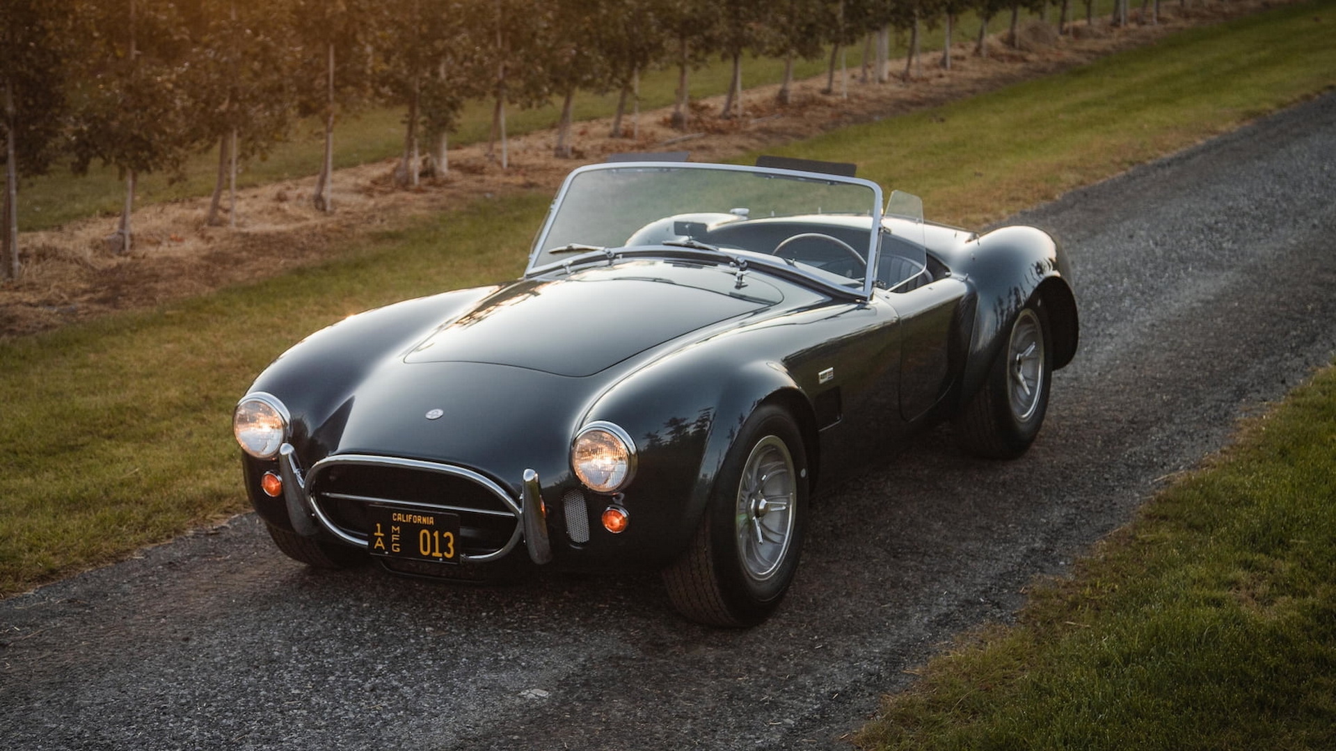 Carroll Shelby’s Personal 427 Cobra Is Bound To Start A Bidding War