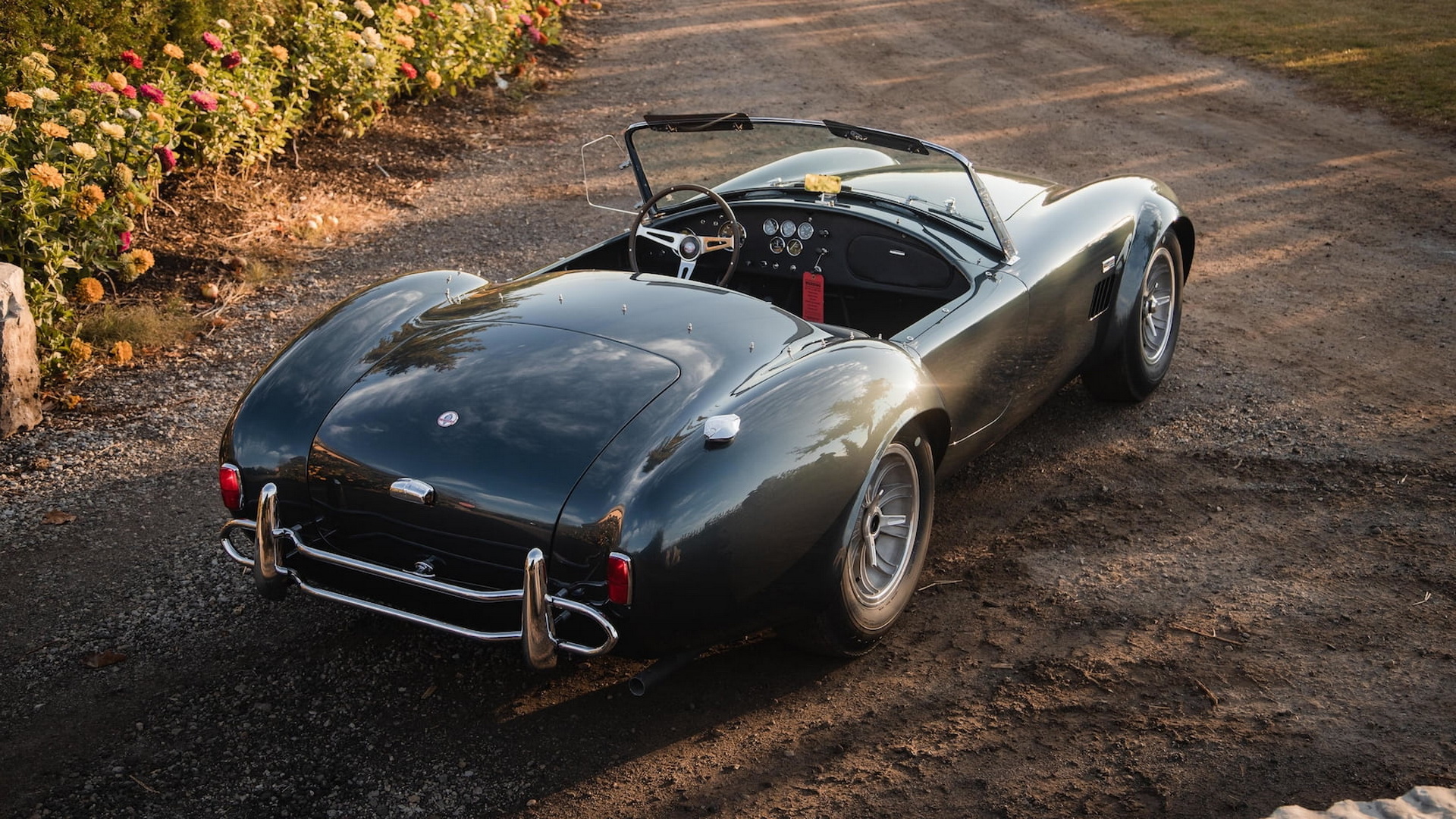 Carroll Shelby’s Personal 427 Cobra Is Bound To Start A Bidding War