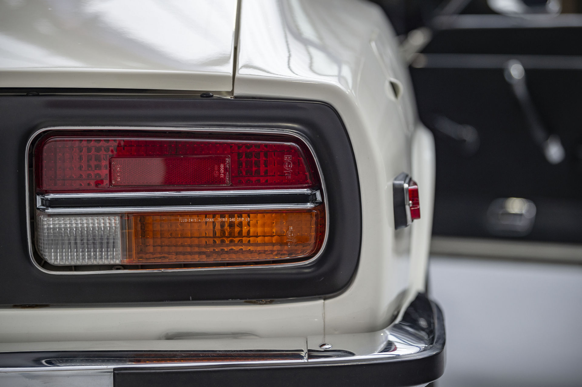 1972 Datsun 240Z With Skyline R33 GT-R Engine Sells For $57,000