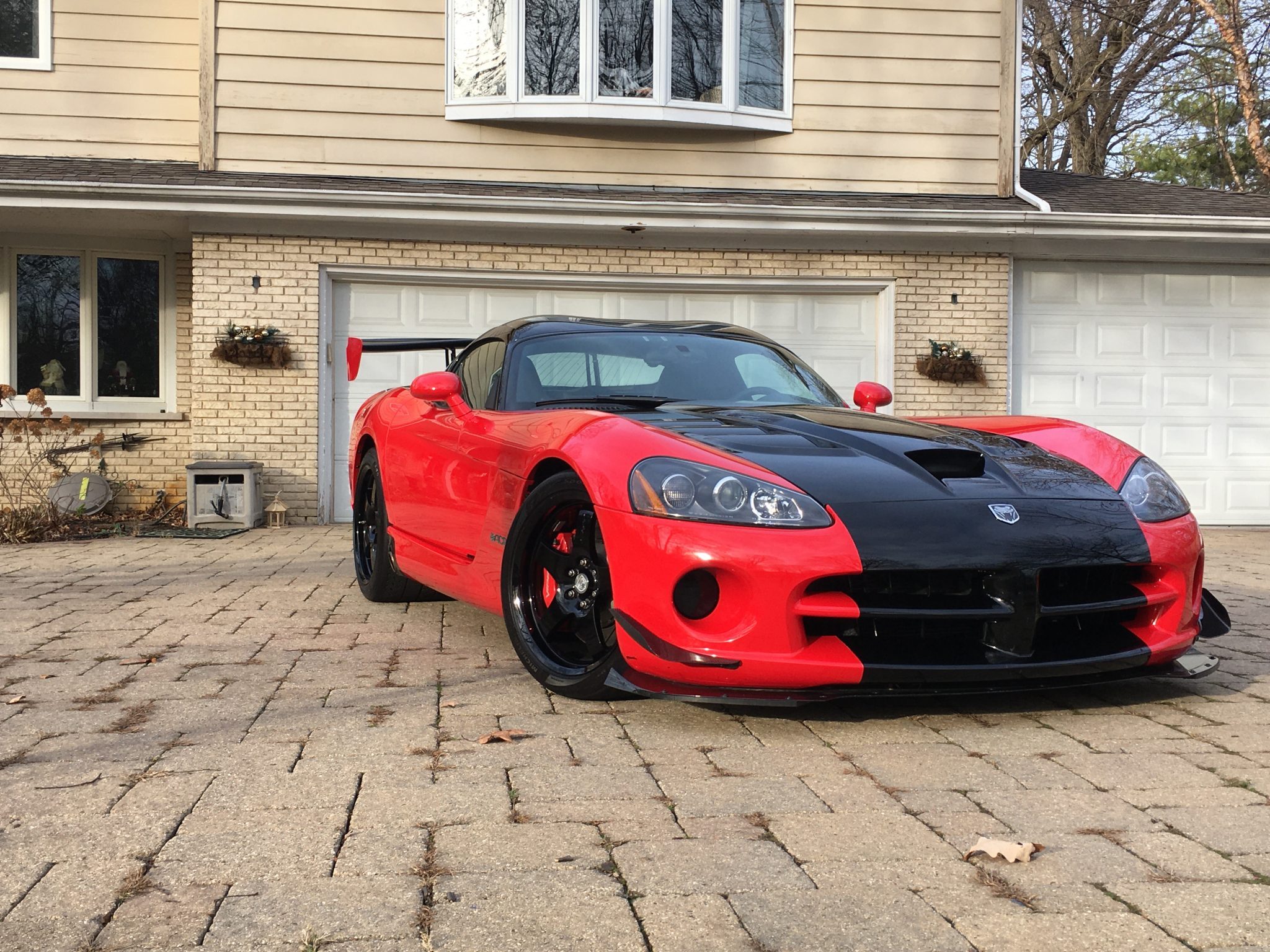 Go To The Track With This Low-Mileage 2008 Dodge Viper ACR