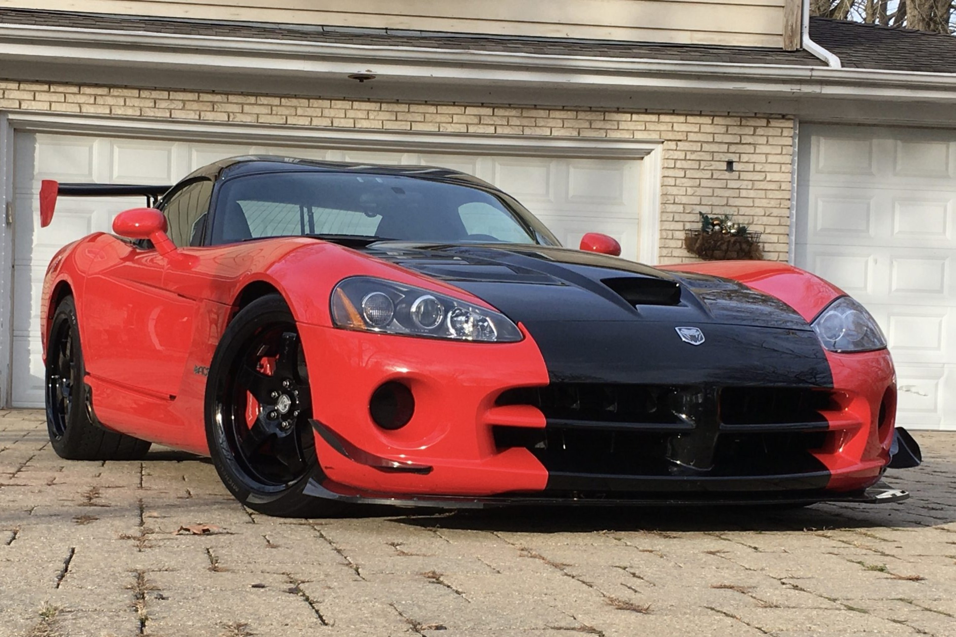 Go To The Track With This Low-Mileage 2008 Dodge Viper ACR