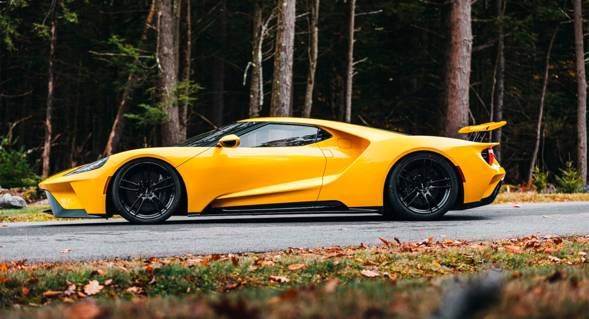 Would You Take This 2018 Ford GT Or A Pristine 2005 One?