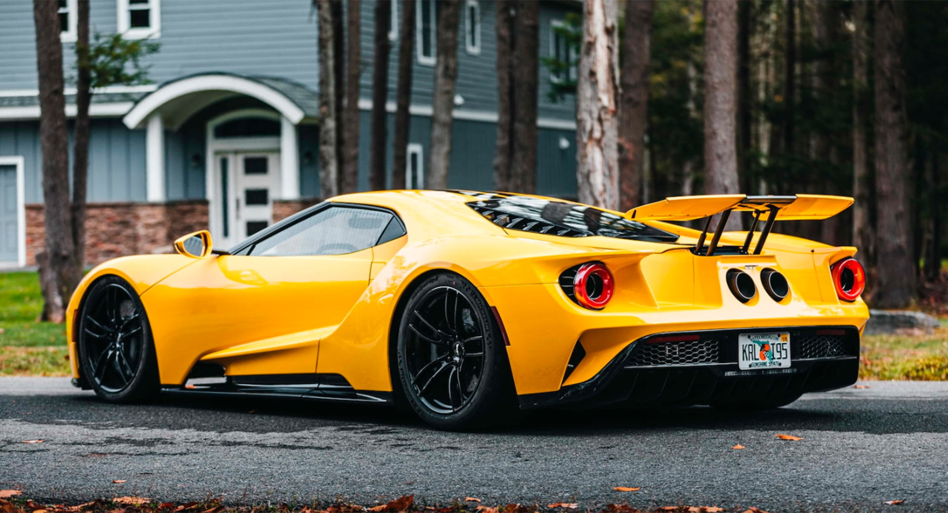 Would You Take This 2018 Ford GT Or A Pristine 2005 One?