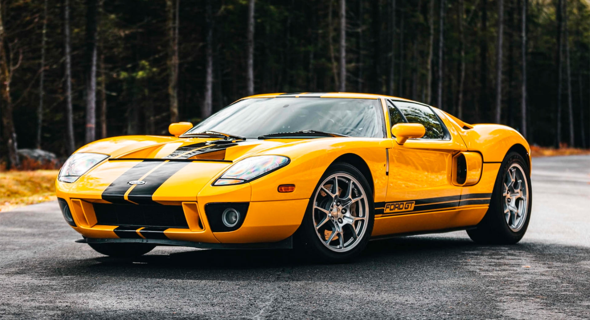 Would You Take This 2018 Ford GT Or A Pristine 2005 One?