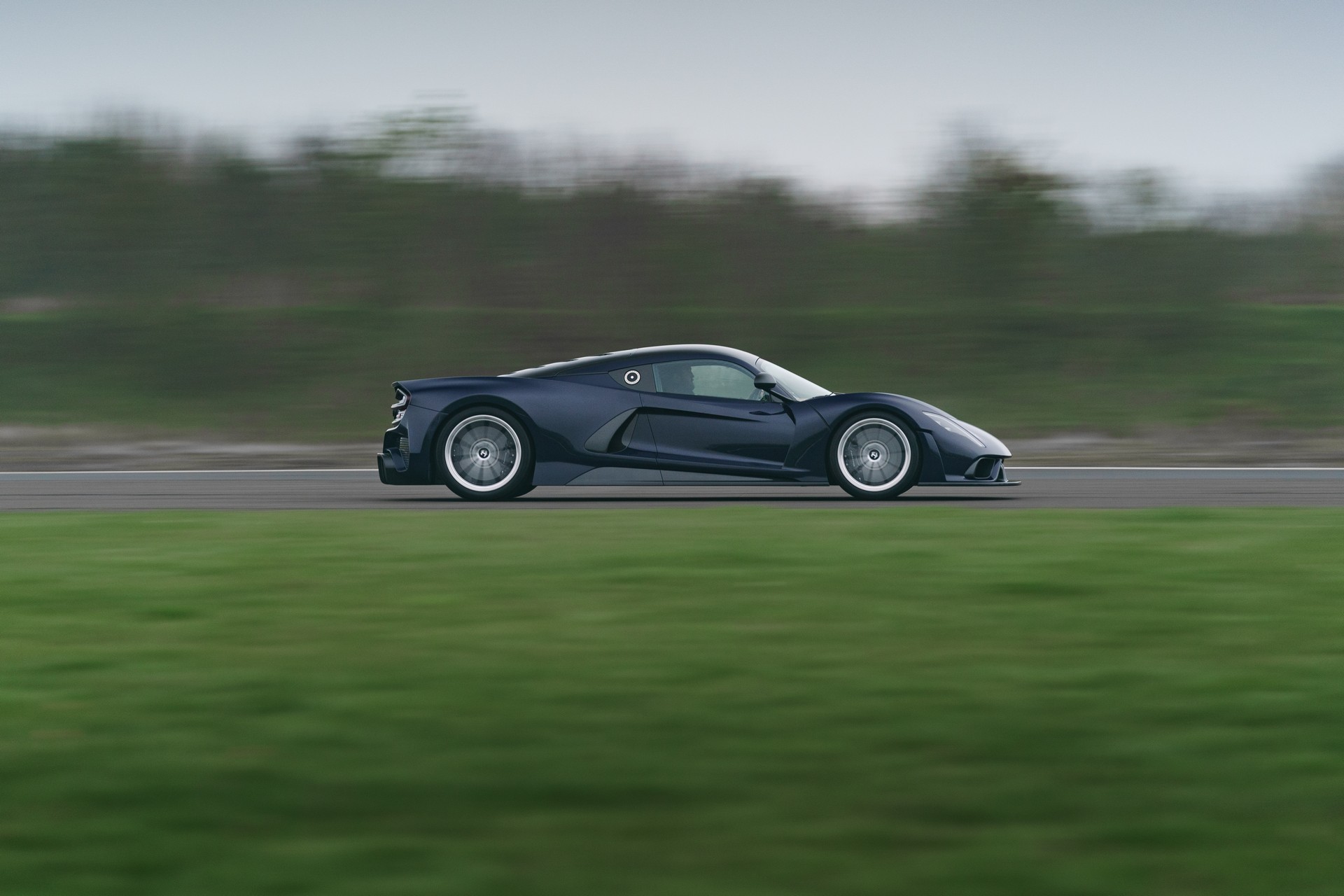 Hennessey Venom F5 Debuts With 1,817 HP And Targeted Top Speed Of 311+ MPH
