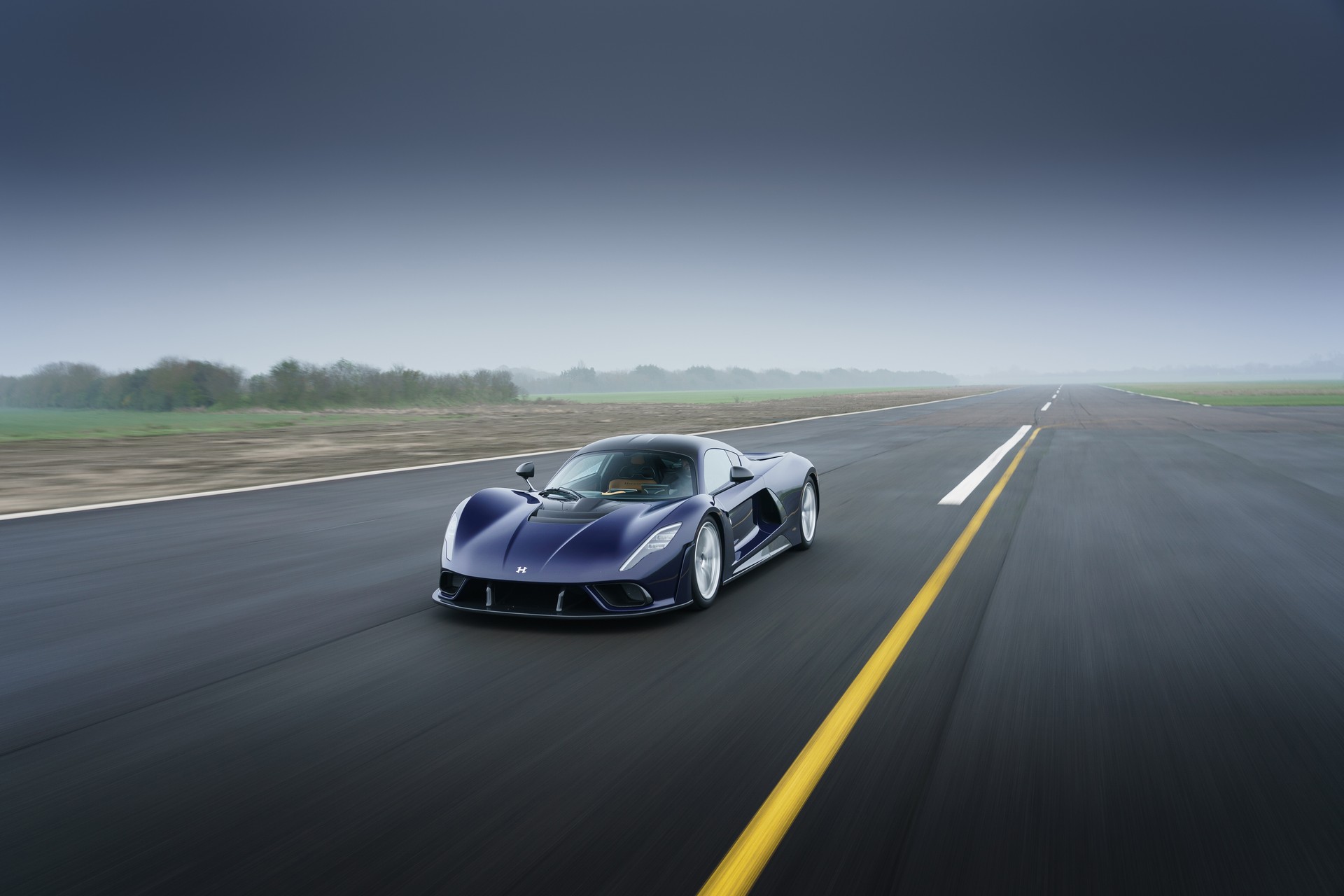 Hennessey Venom F5 Debuts With 1,817 HP And Targeted Top Speed Of 311+ MPH