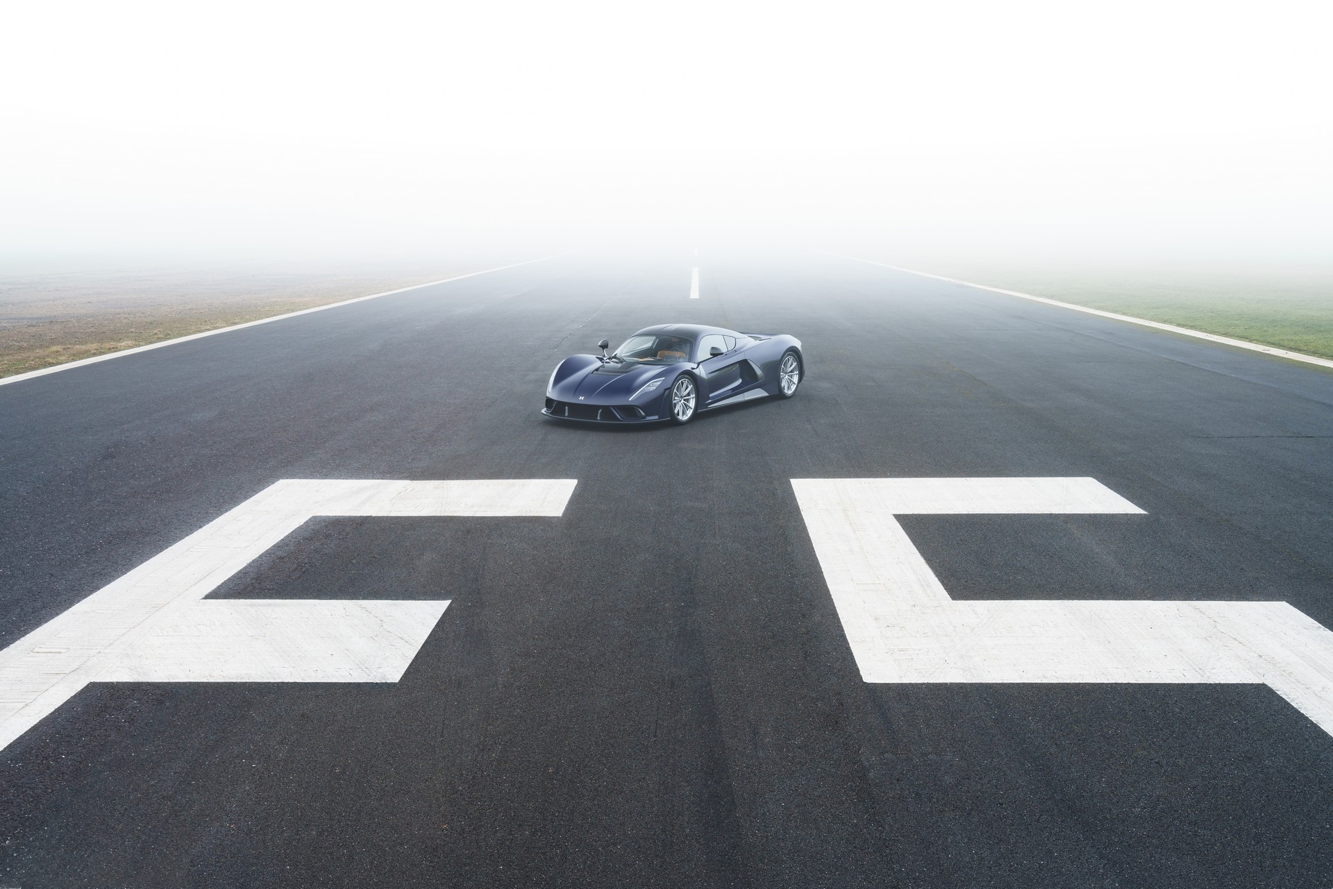 Hennessey Venom F5 Debuts With 1,817 HP And Targeted Top Speed Of 311+ MPH